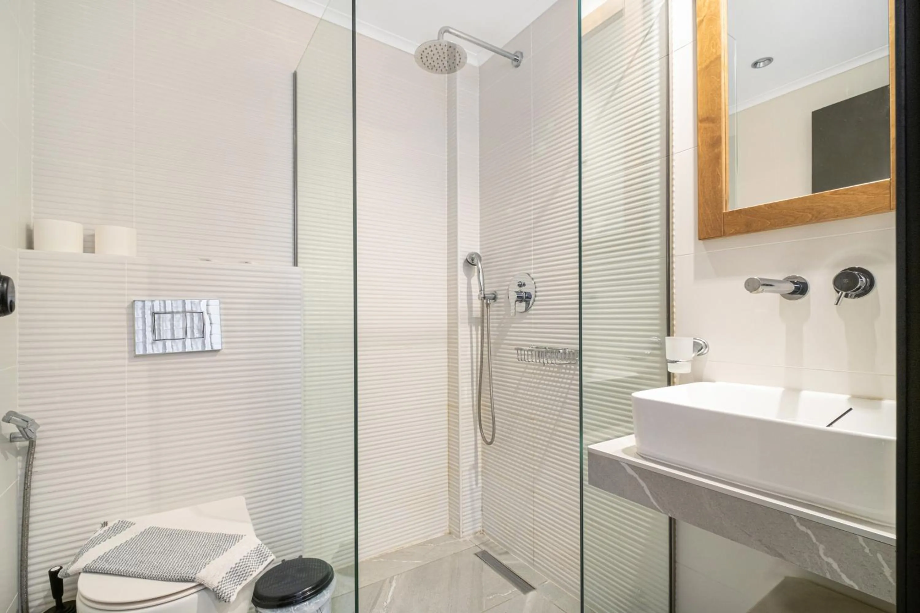 Shower in Gorgona Hotel