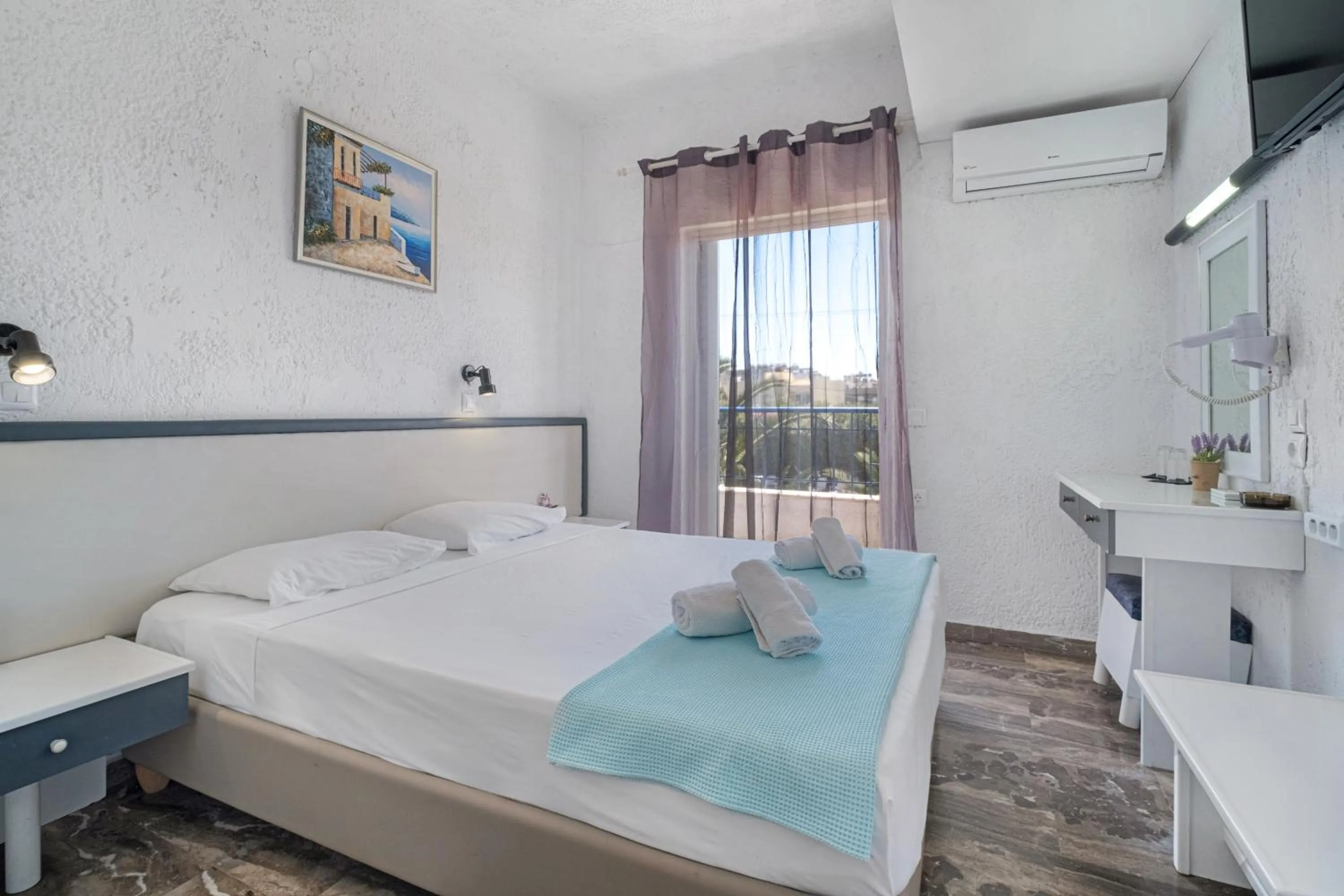 Bedroom, Bed in Gorgona Hotel