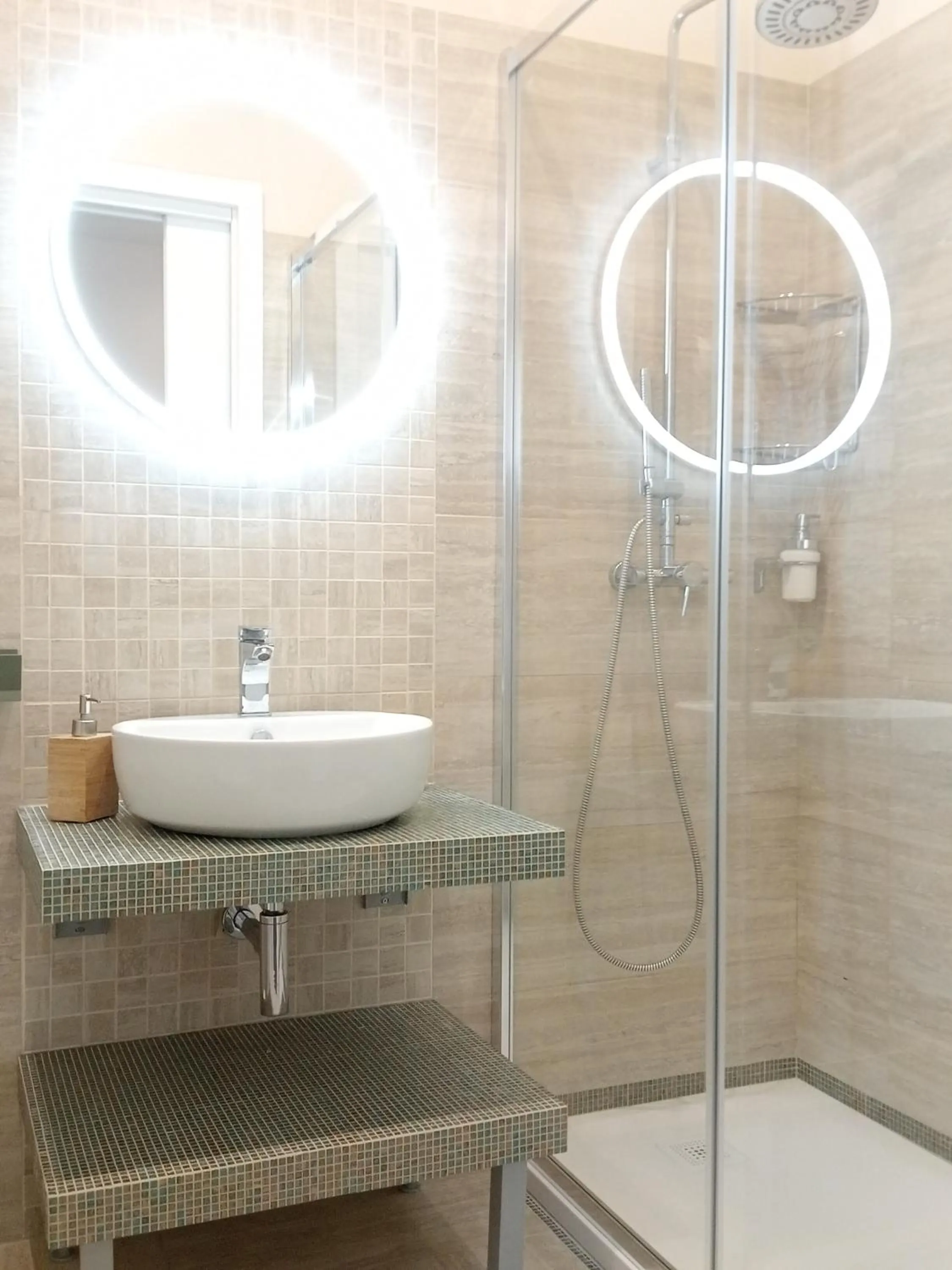 Shower in Vigne Vecchie