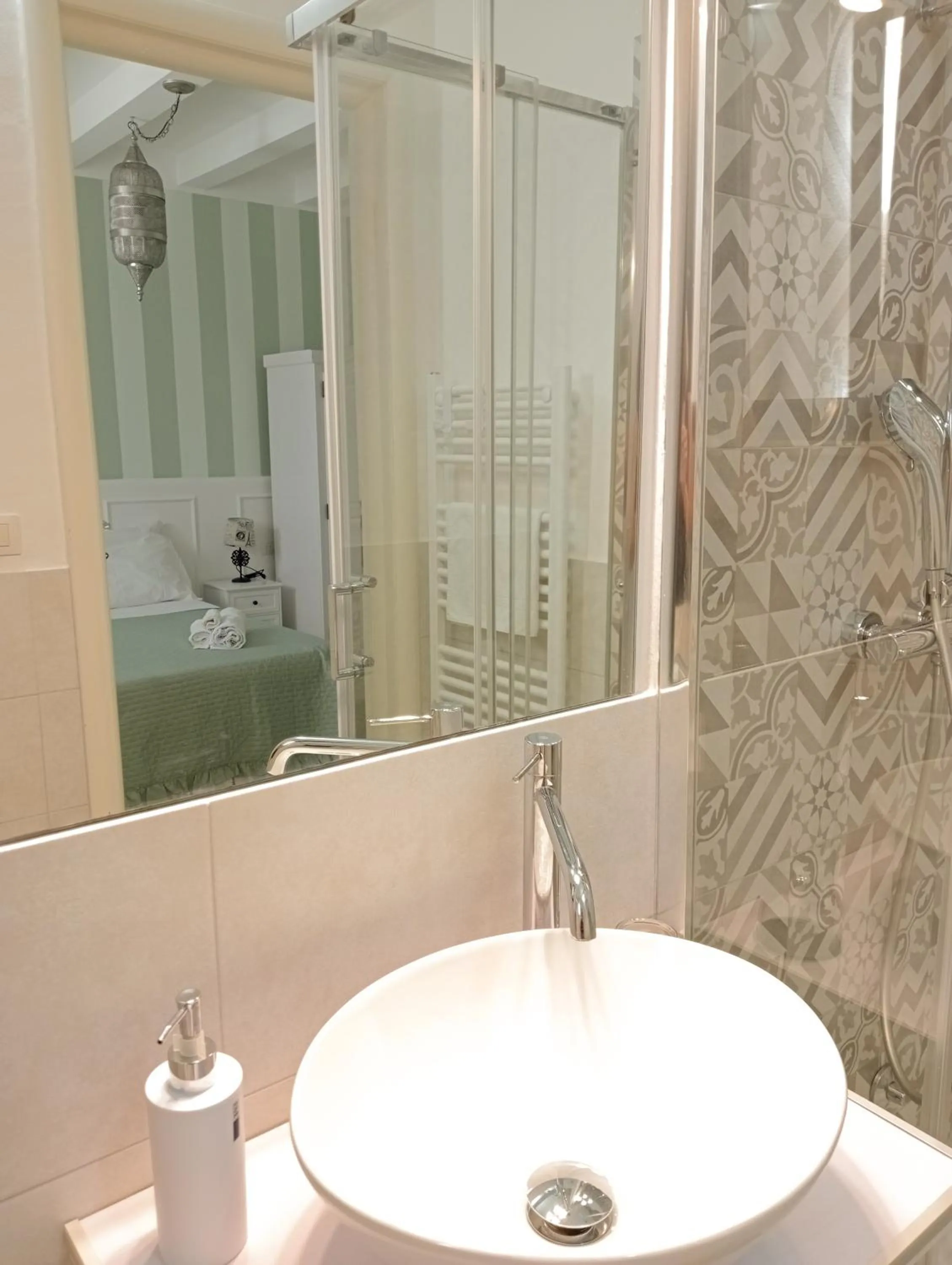 Shower in Vigne Vecchie