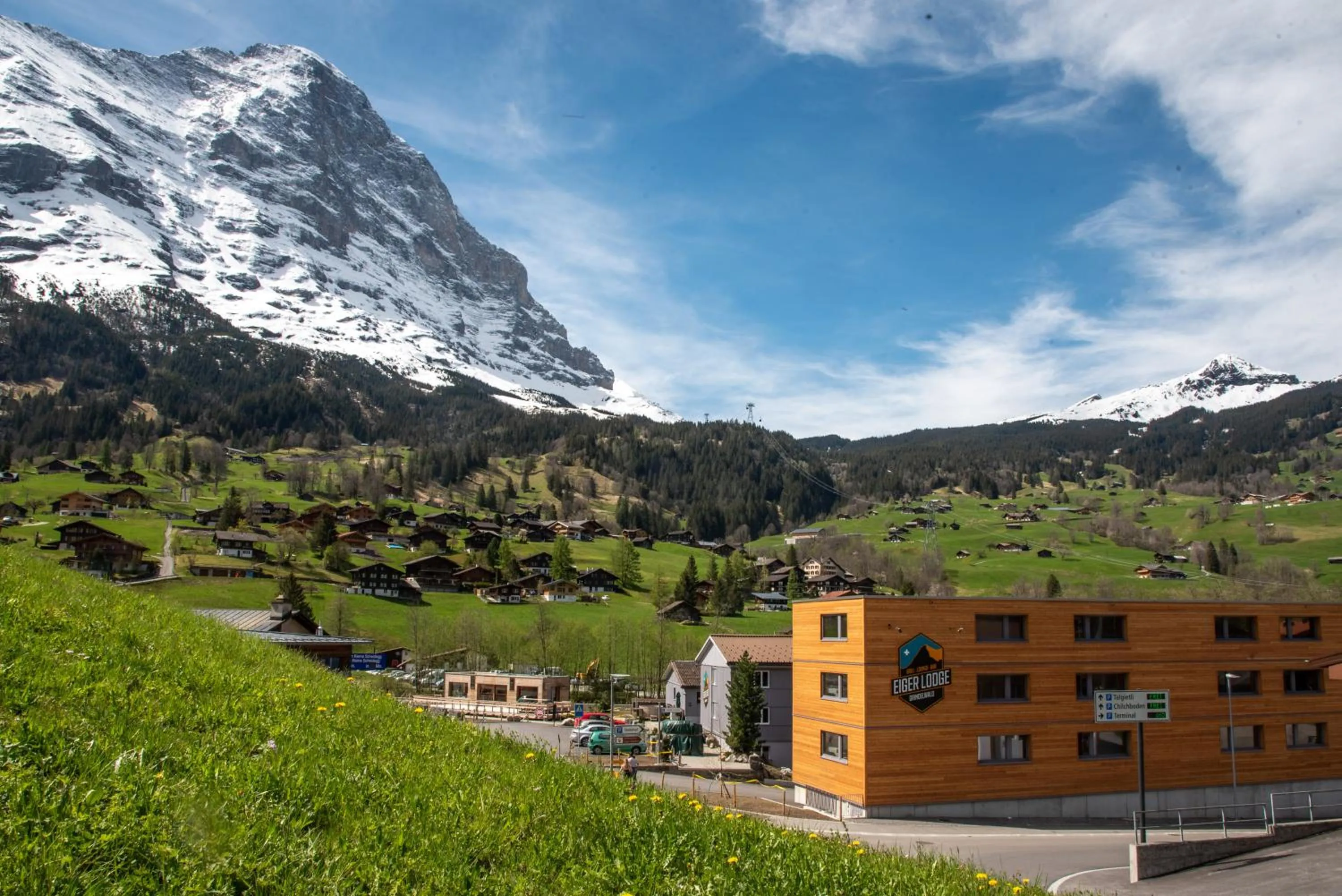 Property building in Eiger Lodge Easy