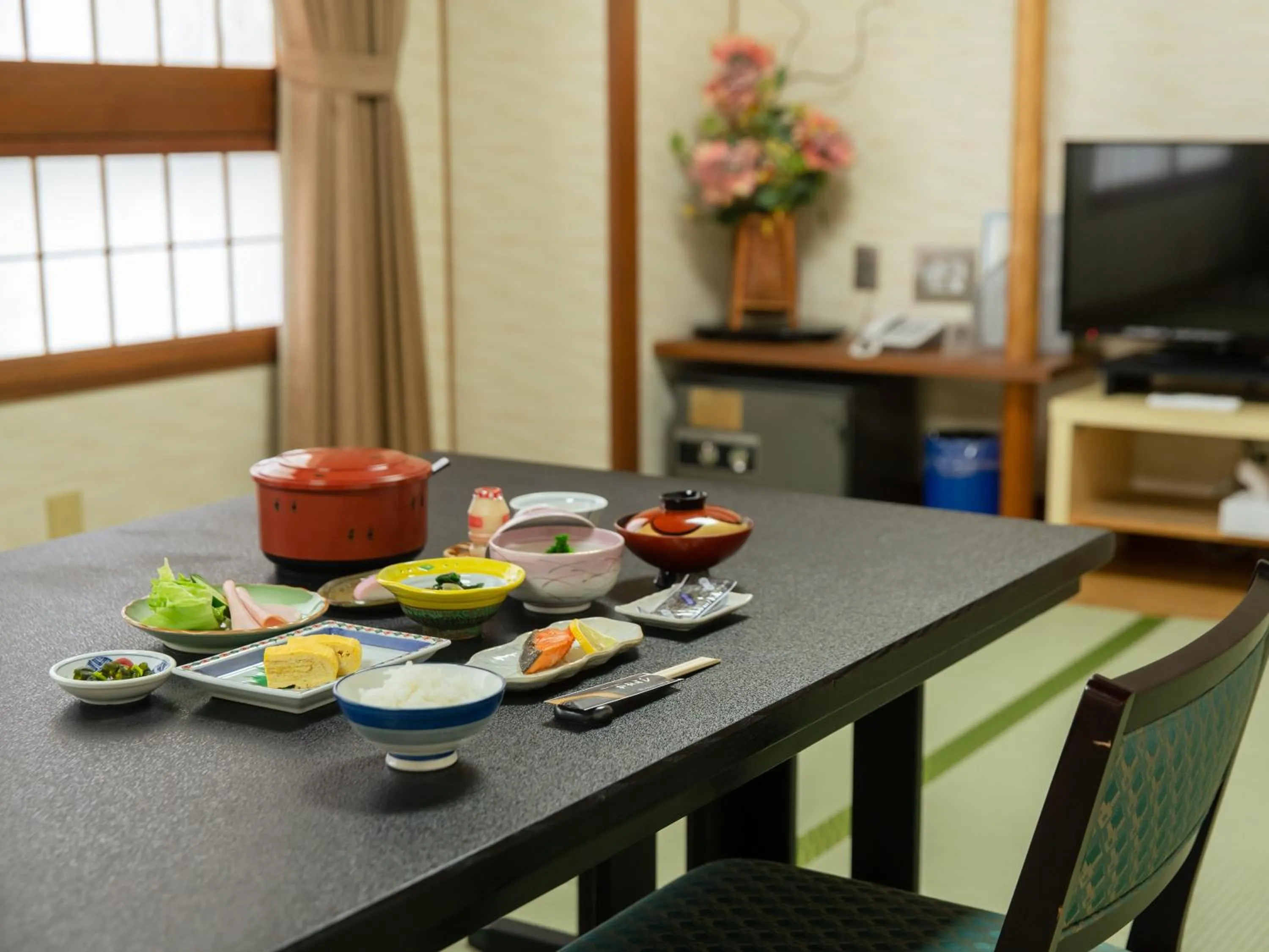 Food and drinks in Kaneyoshi Ryokan