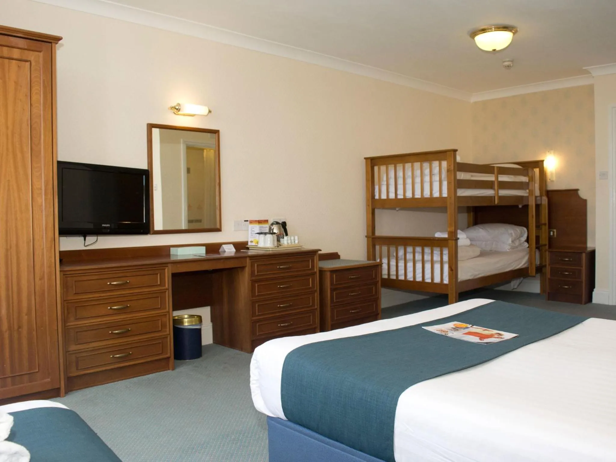 Bedroom, Bed in TLH Victoria Hotel - TLH Leisure, Entertainment and Spa Resort