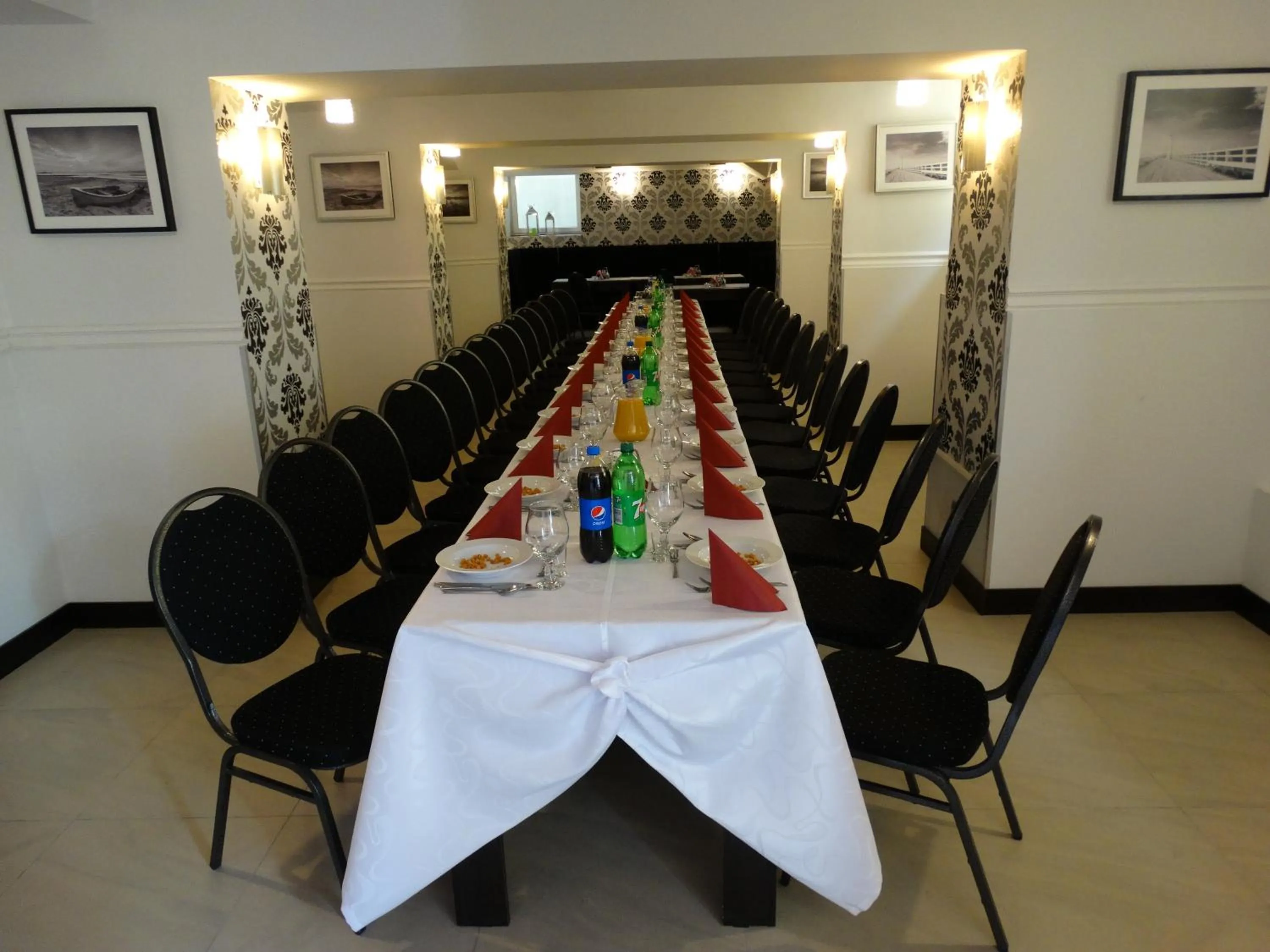 Sepia Restauracja & Noclegi