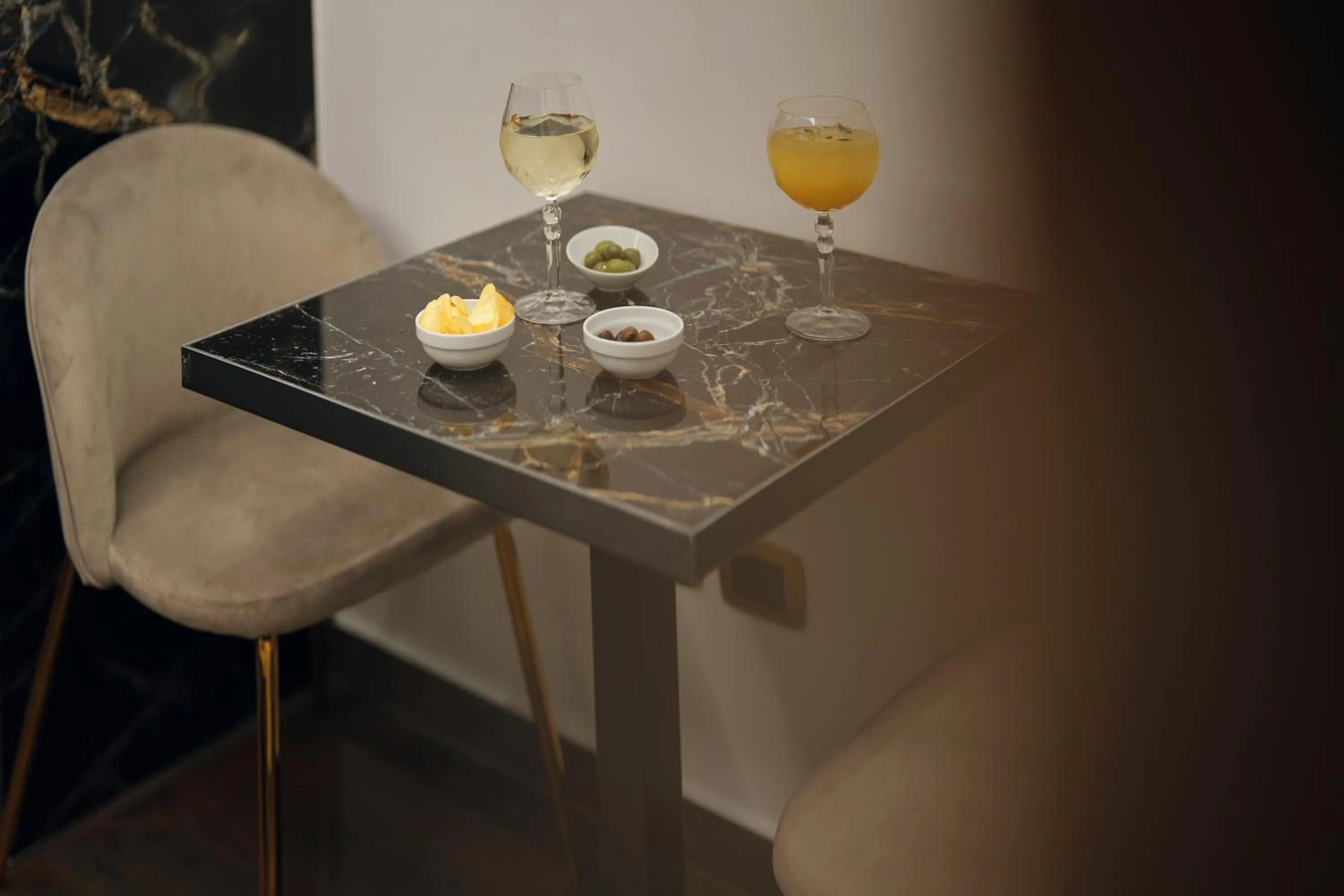 Food and drinks in Albergo Pompei Valley - Boutique Hotel