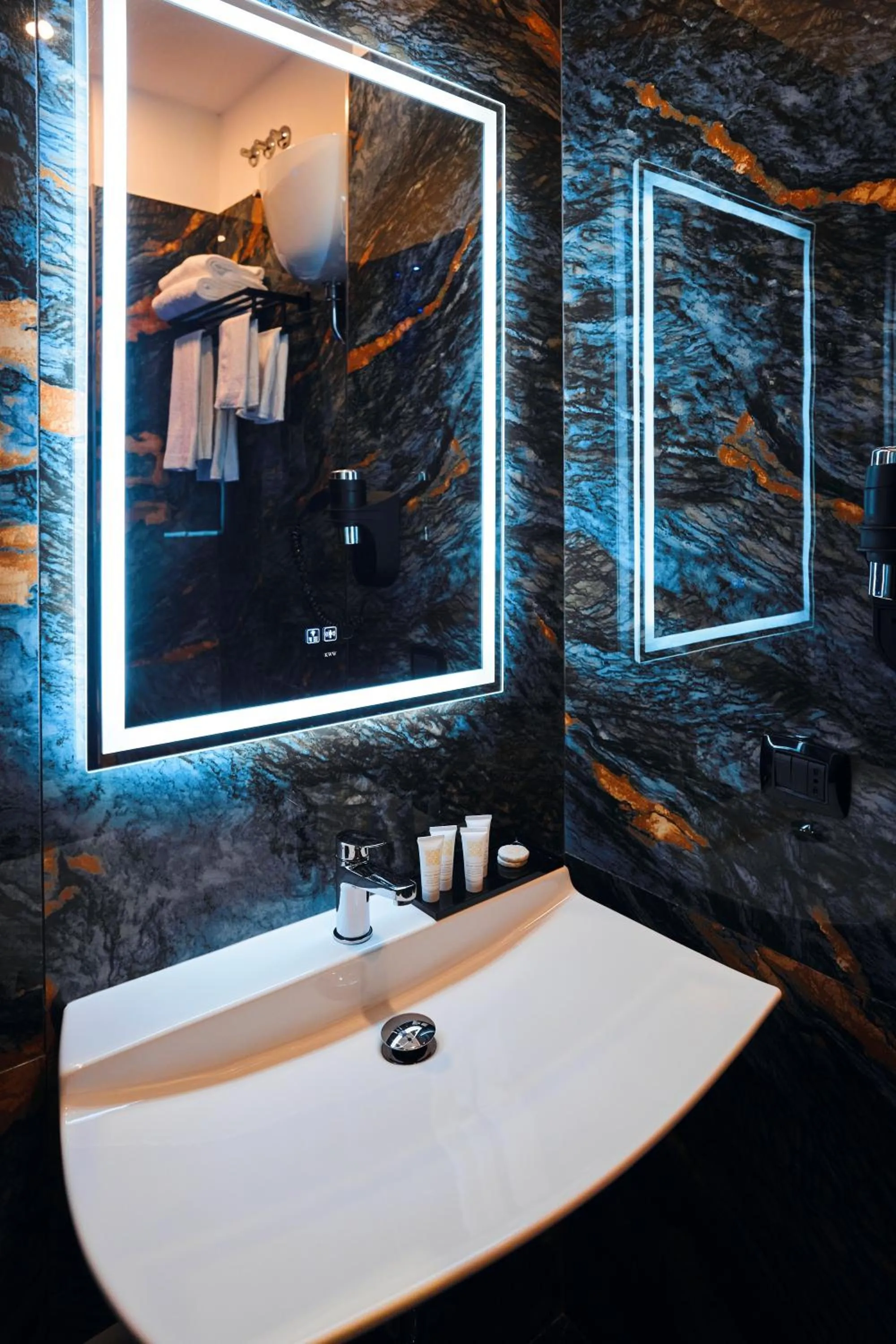 Bathroom in Albergo Pompei Valley - Boutique Hotel