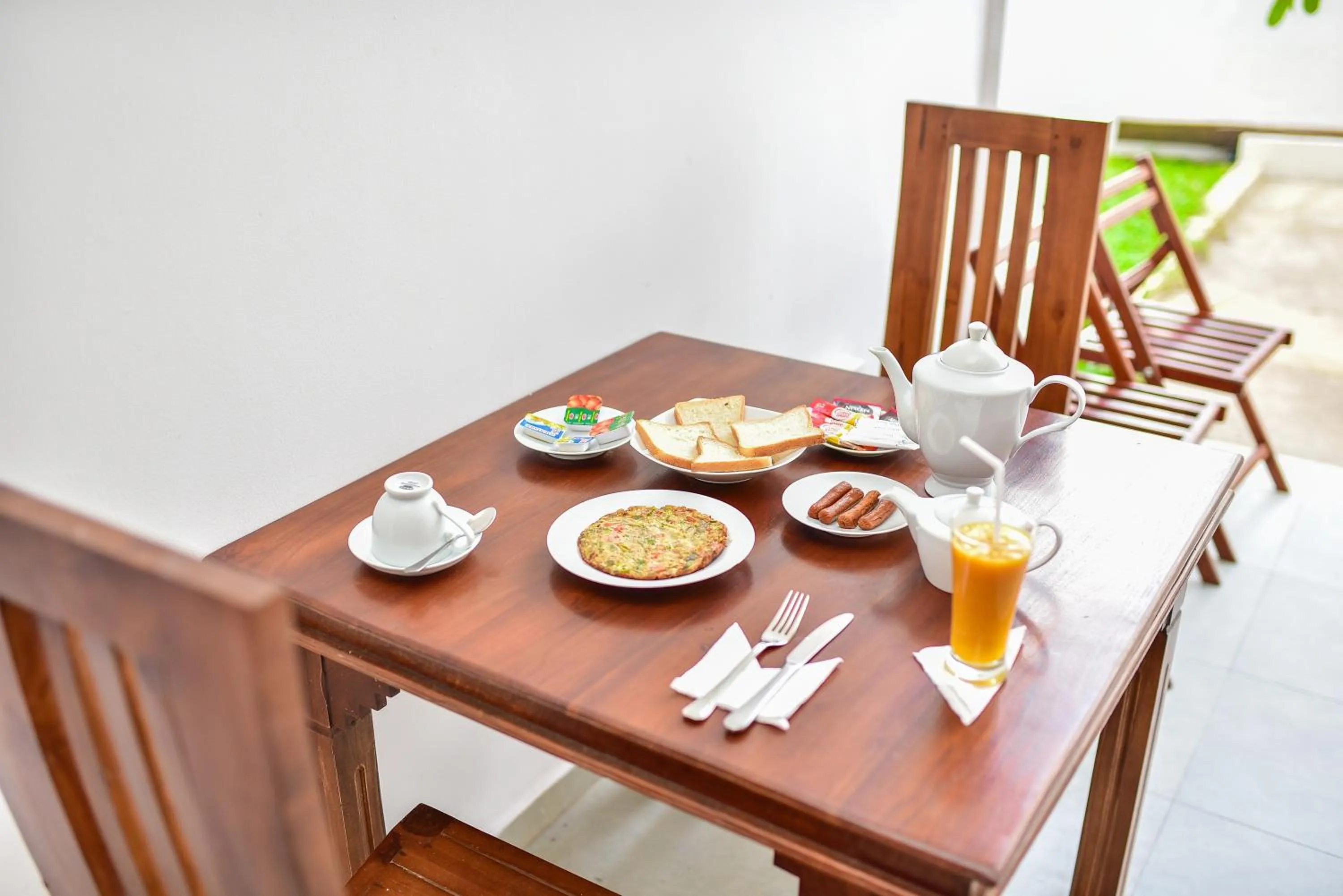 Restaurant/places to eat in Rominrich