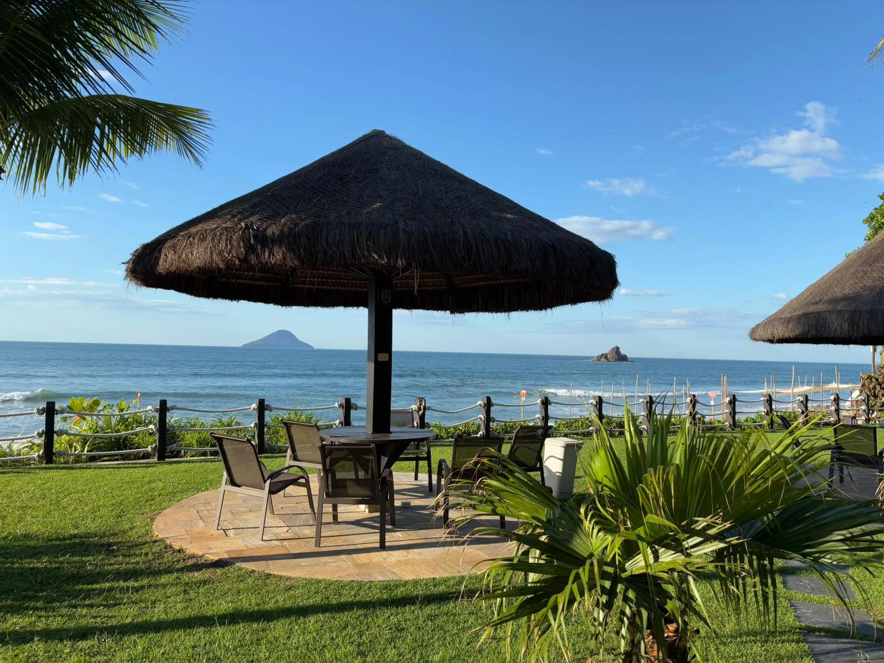 Natural landscape in Juquehy - Condomínio de Frente para o Mar - Piscina Aquecida - Quadra de Tenis