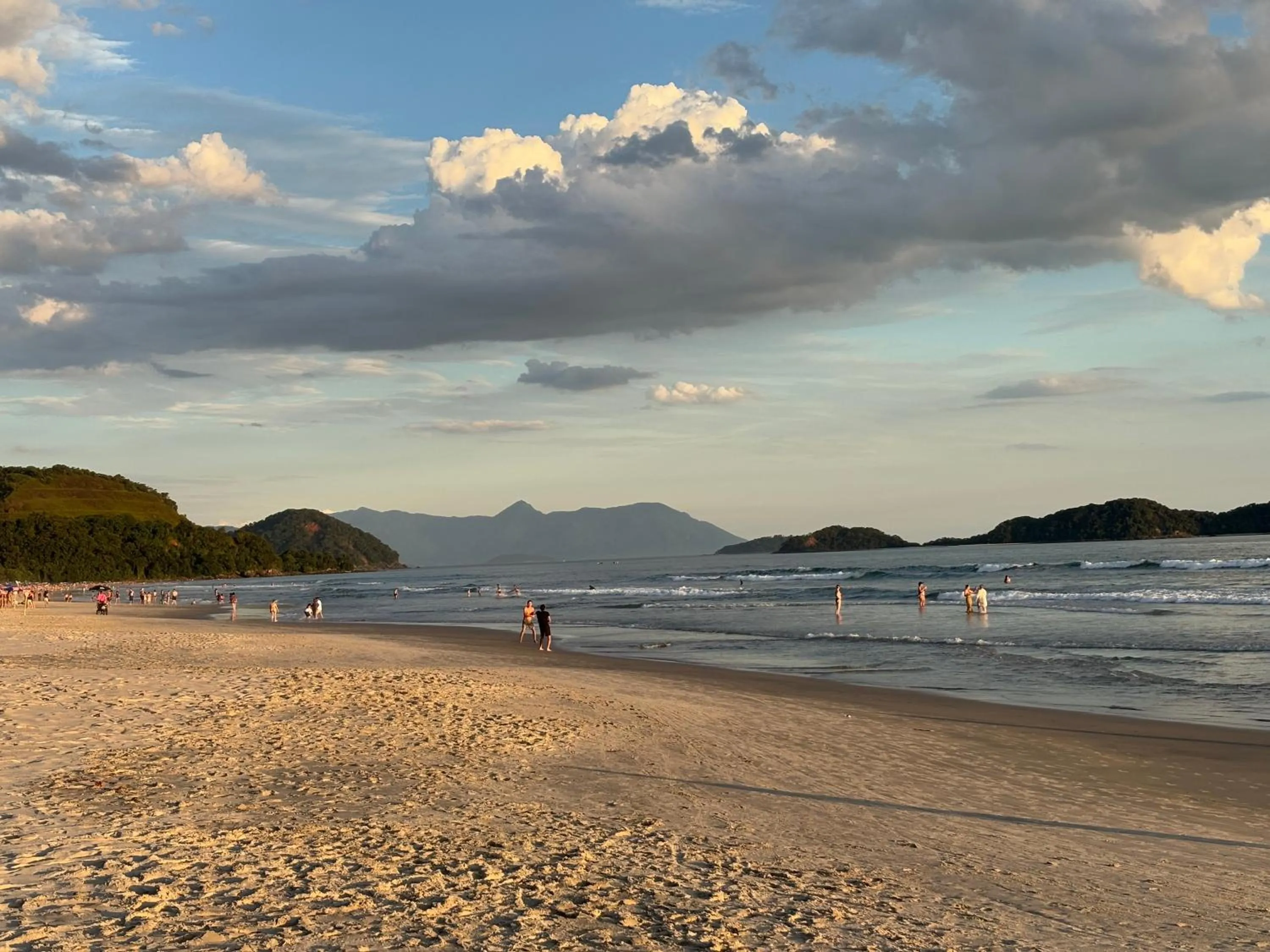 Day in Juquehy - Condomínio de Frente para o Mar - Piscina Aquecida - Quadra de Tenis