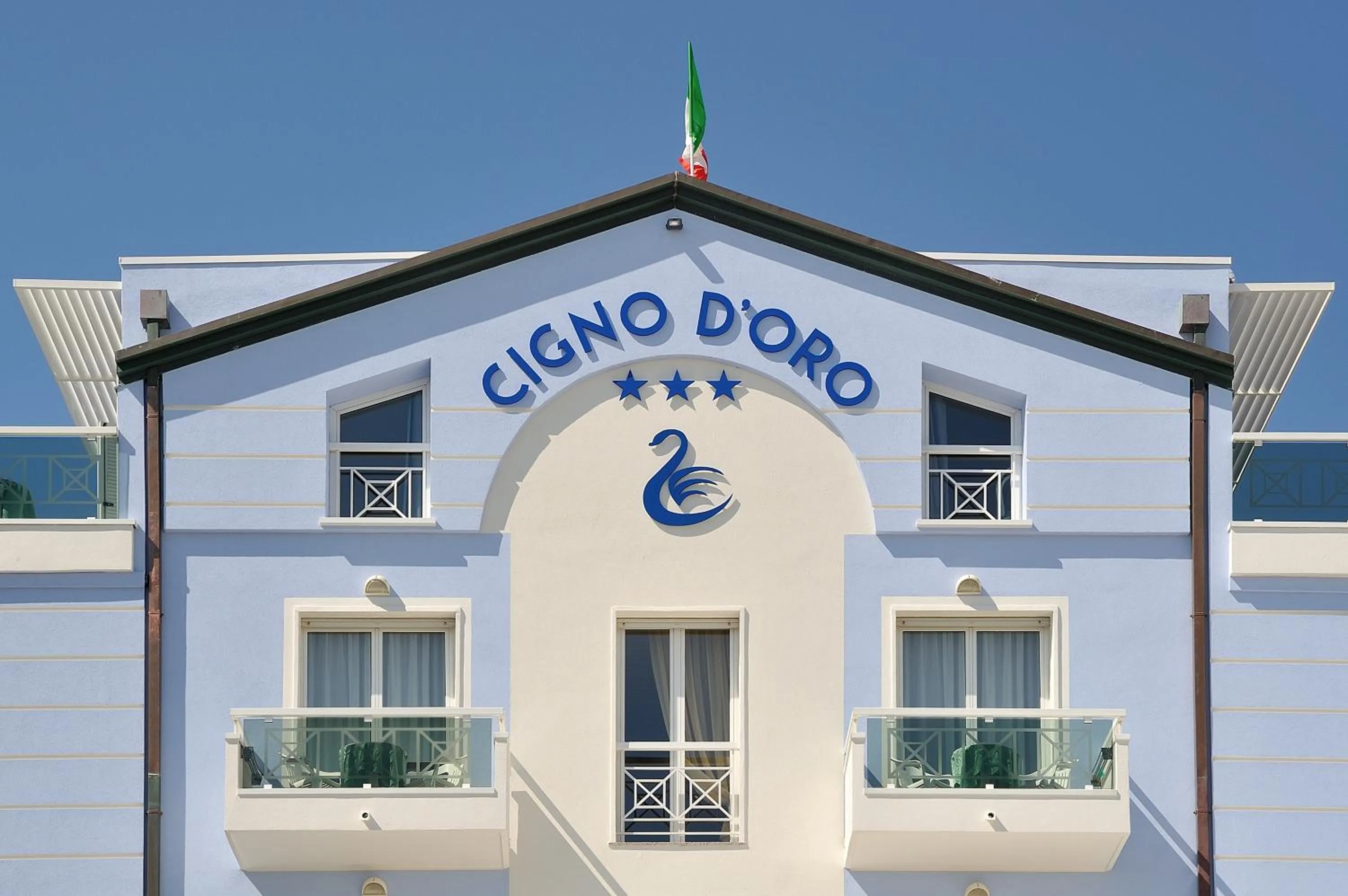 Facade/entrance in Hotel Cigno D'Oro