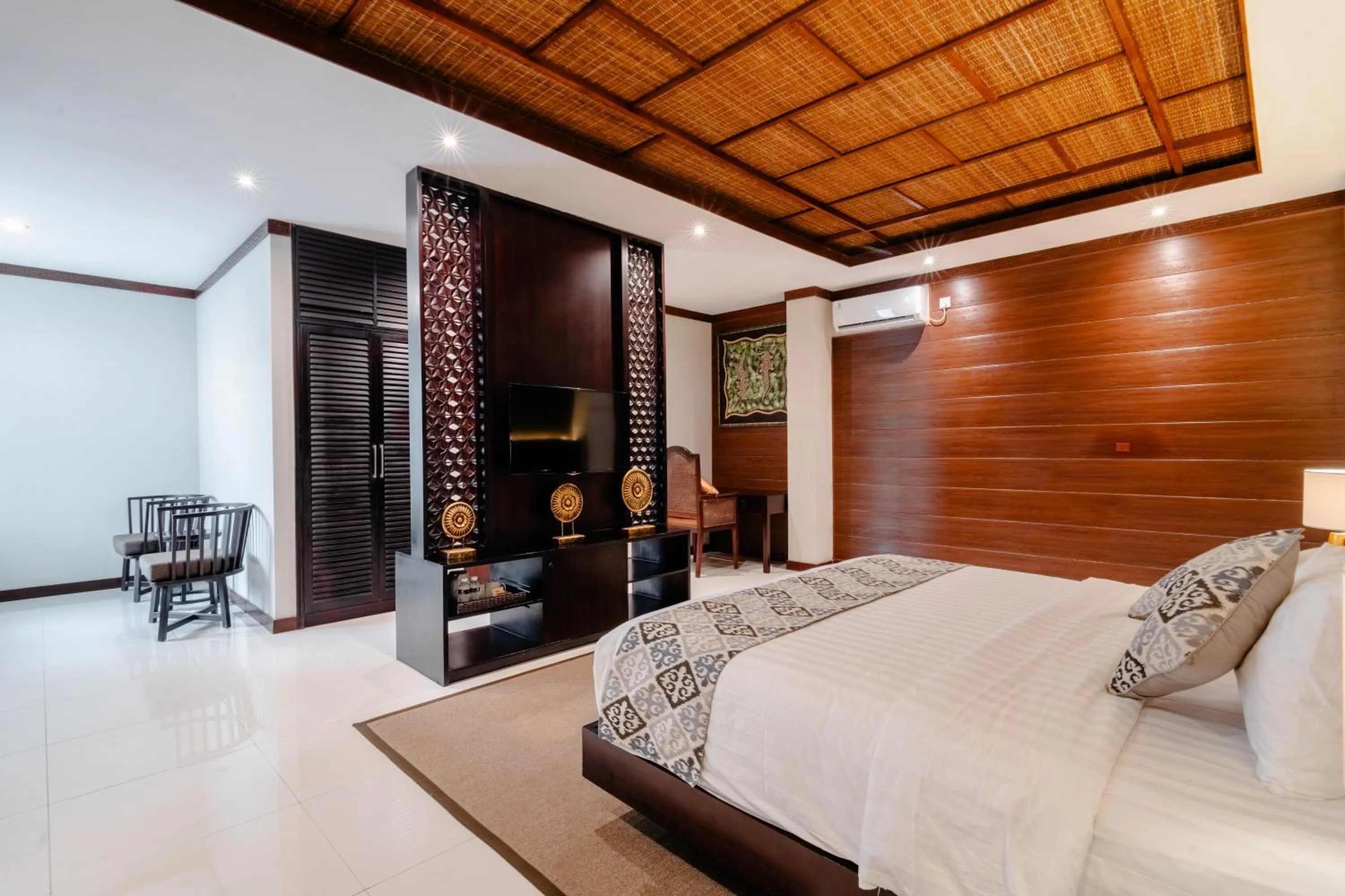 Bedroom, Bed in djabu Seminyak Hotel