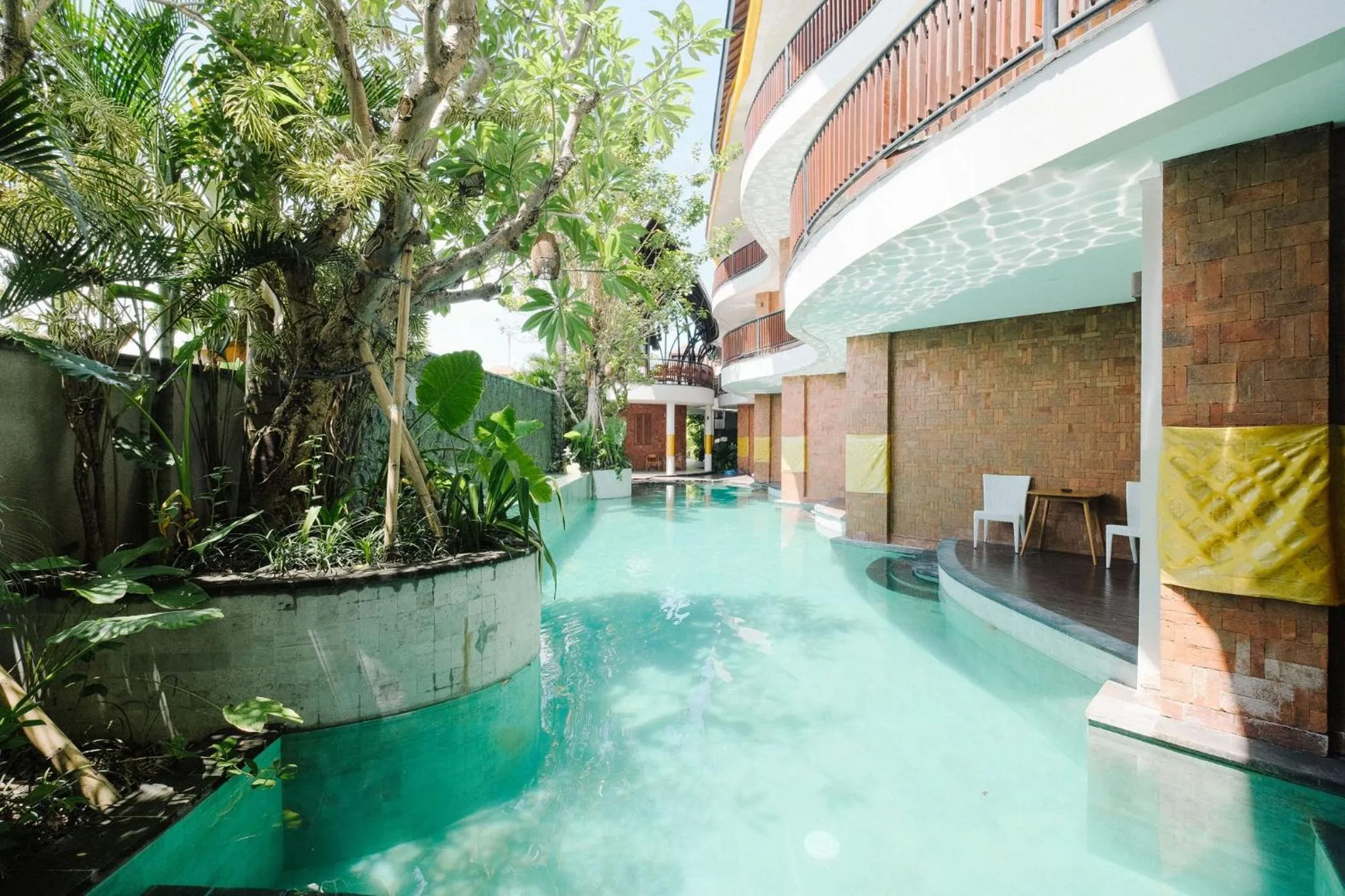 Swimming pool in djabu Seminyak Hotel