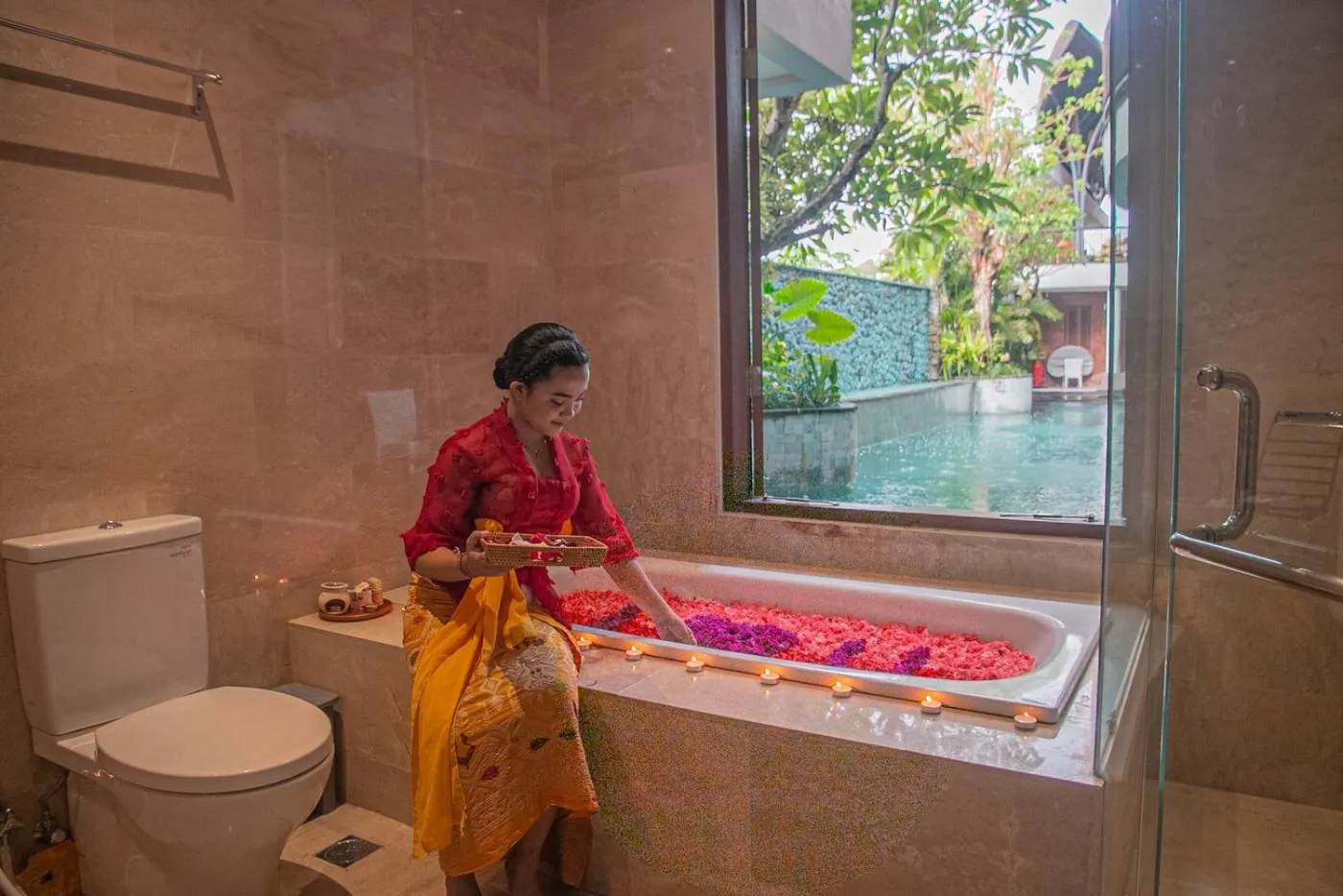 Bathroom in djabu Seminyak Hotel