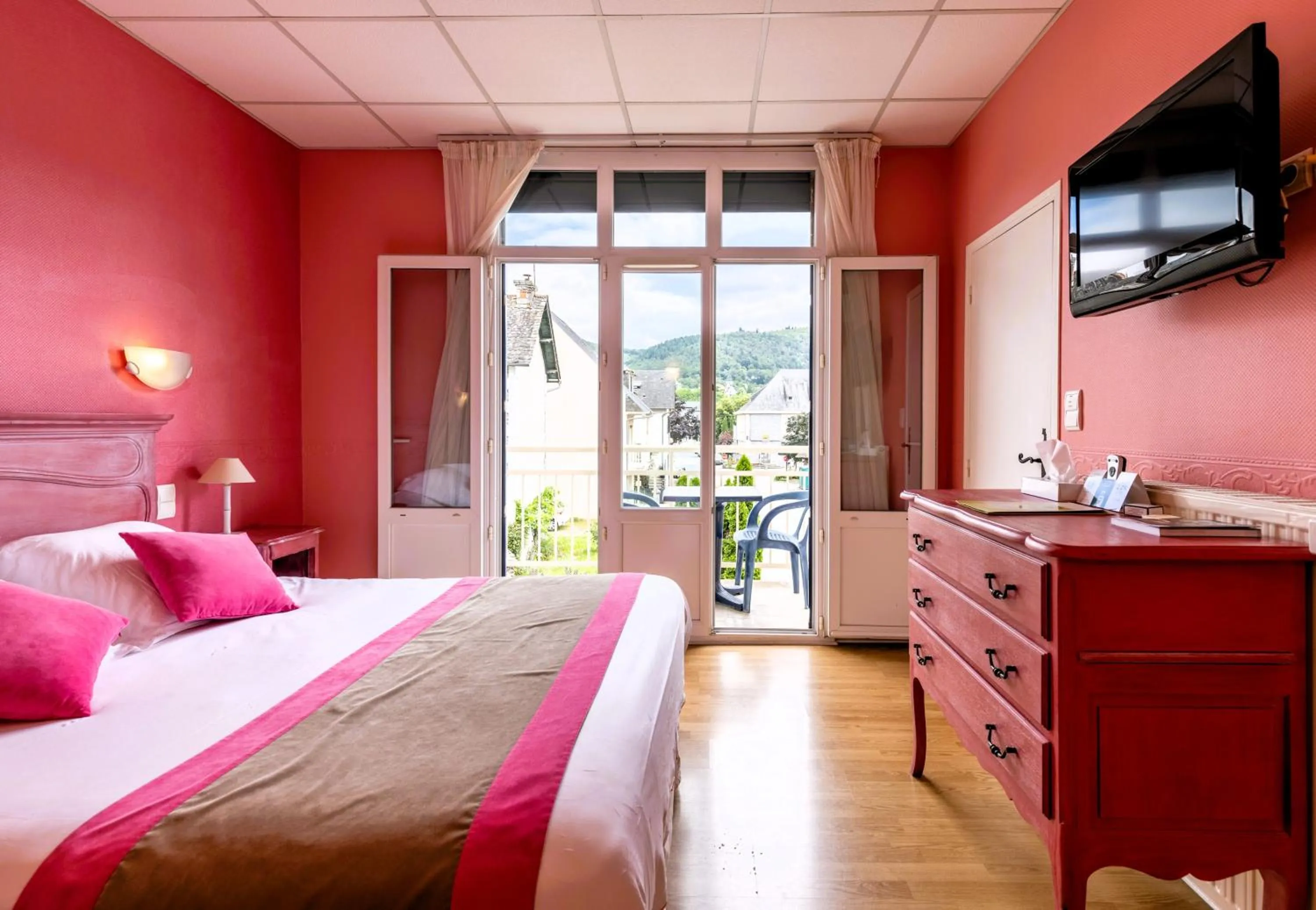 Bedroom, Bed in Le Sablier du Temps