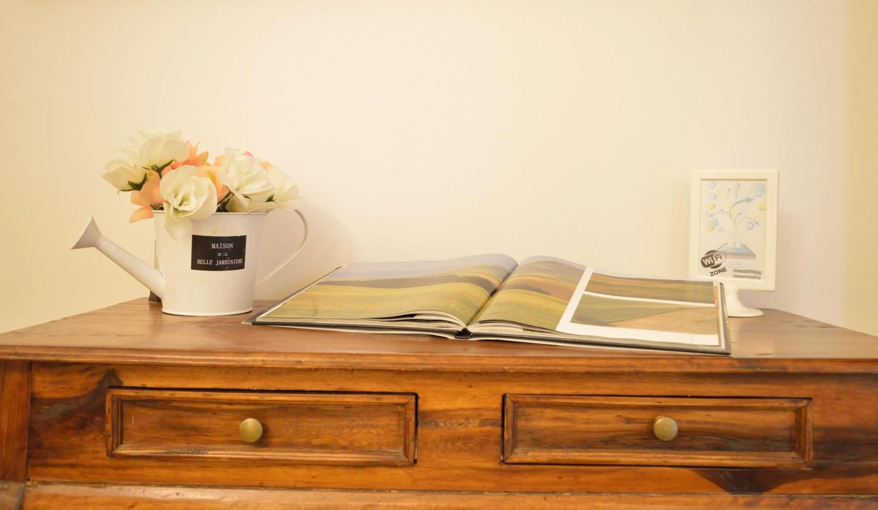 Decorative detail in Del Centro