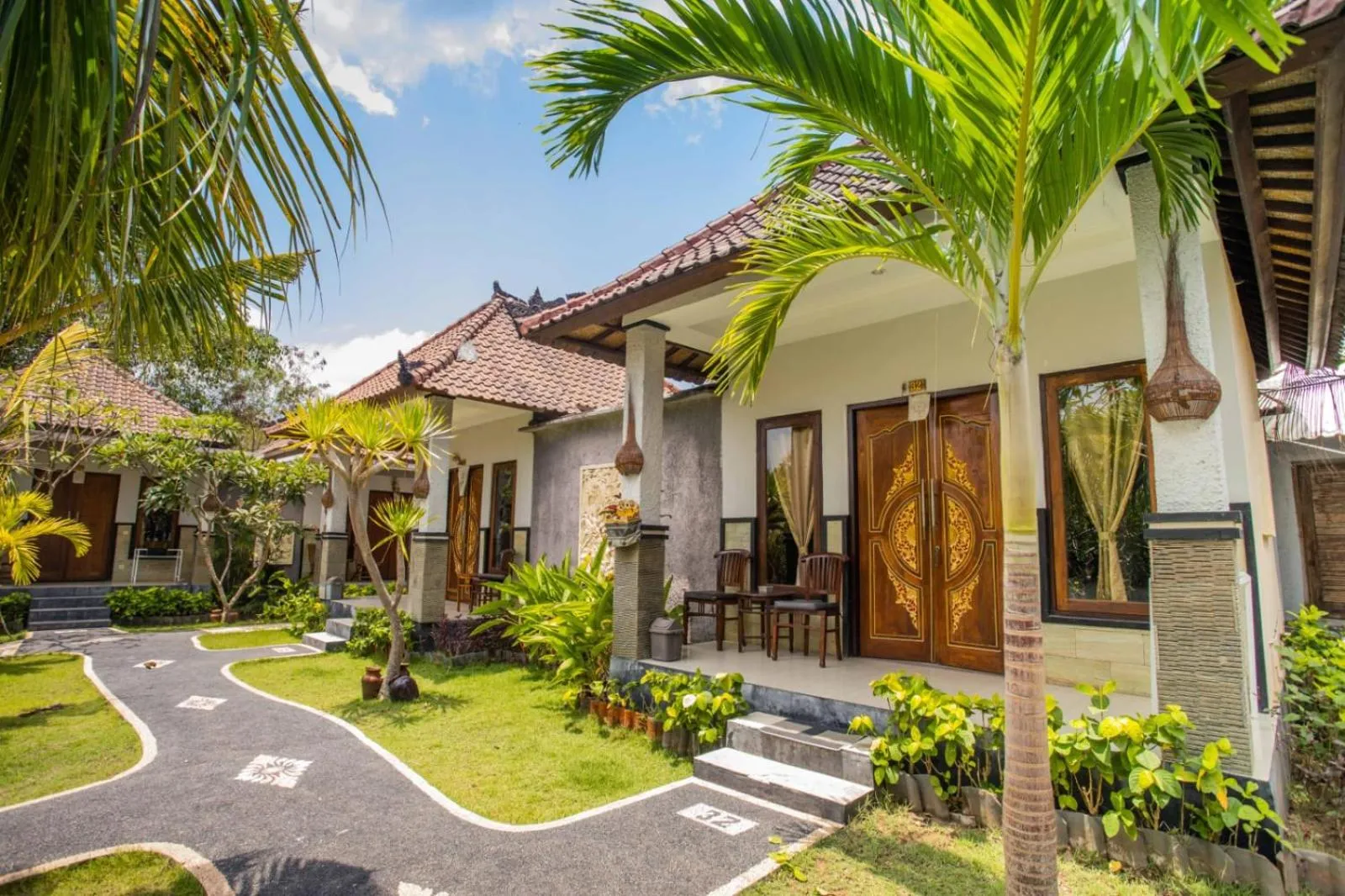 The Tanis Beach Resort Nusa Lembongan