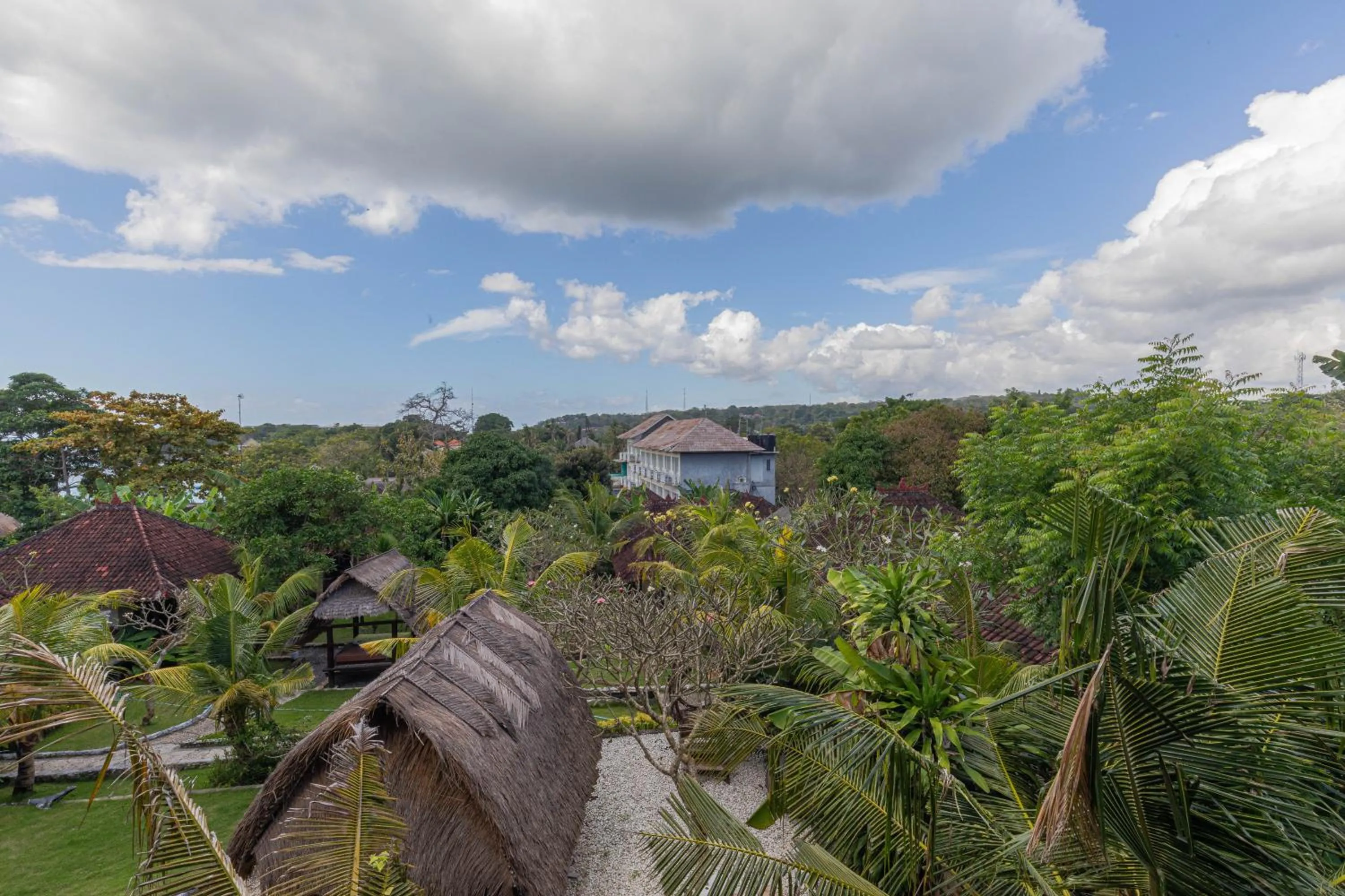 Spring in The Tanis Beach Resort Nusa Lembongan
