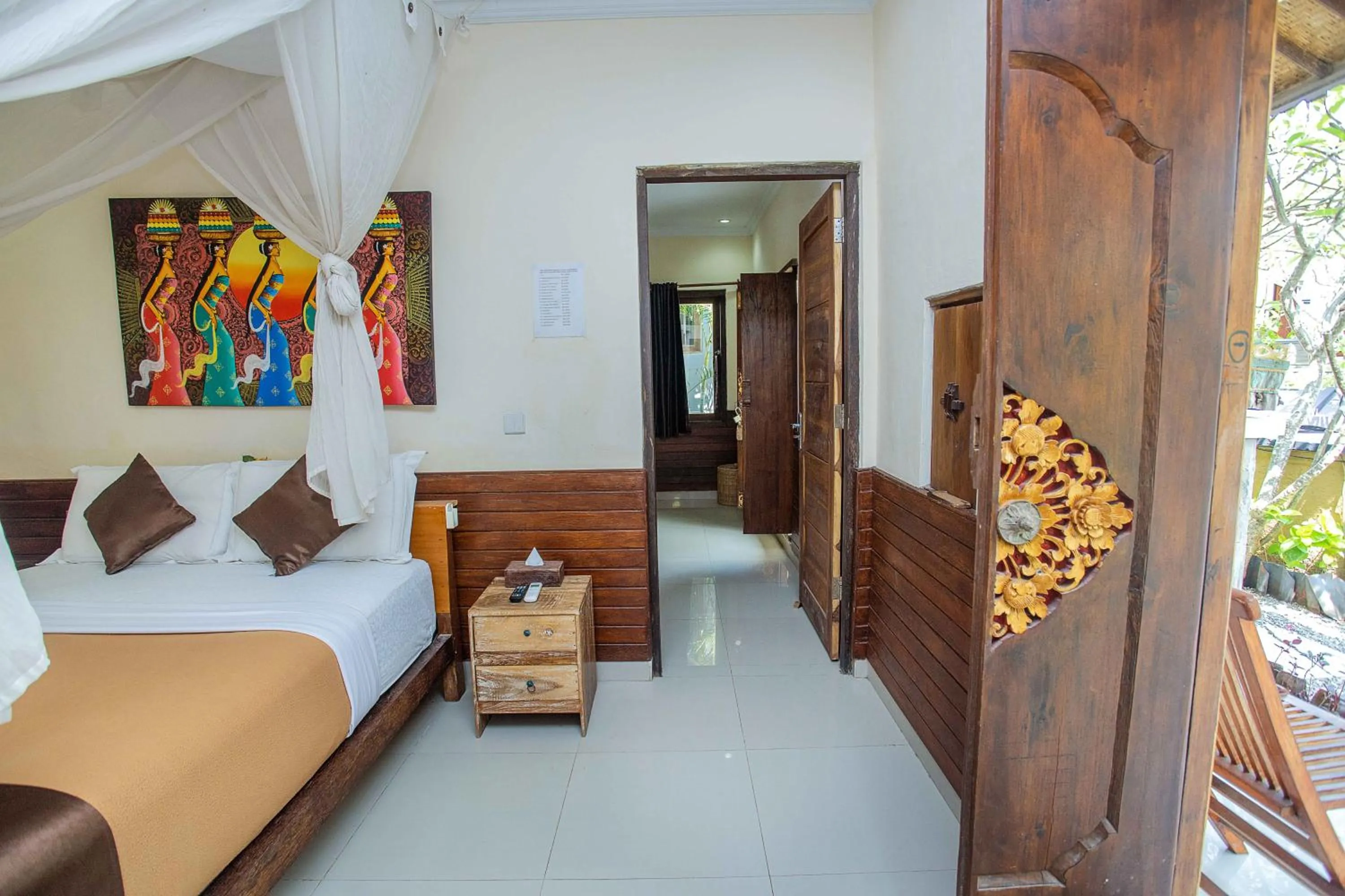 Bed in The Tanis Beach Resort Nusa Lembongan