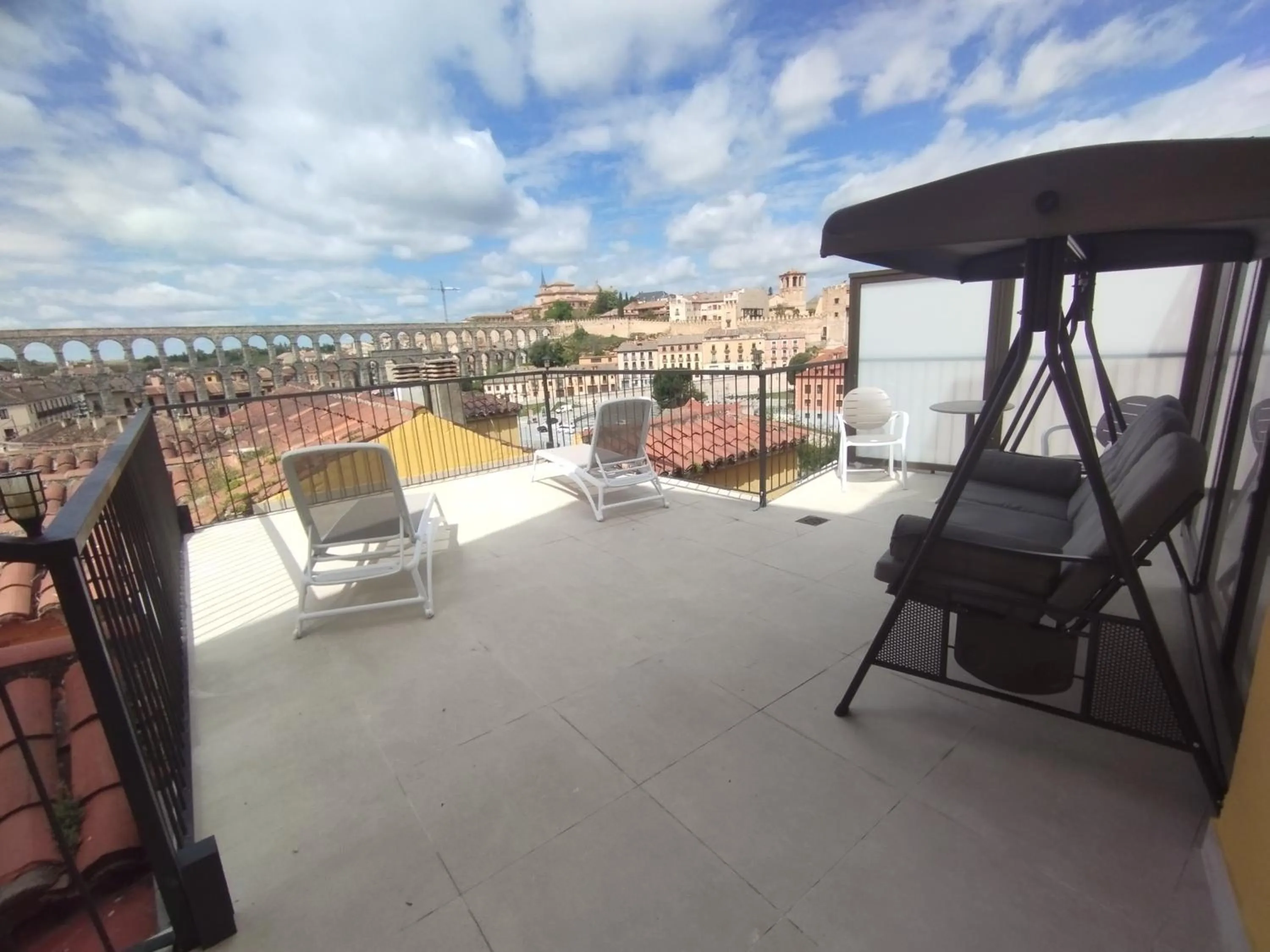 Balcony/Terrace in Hotel ELE Acueducto
