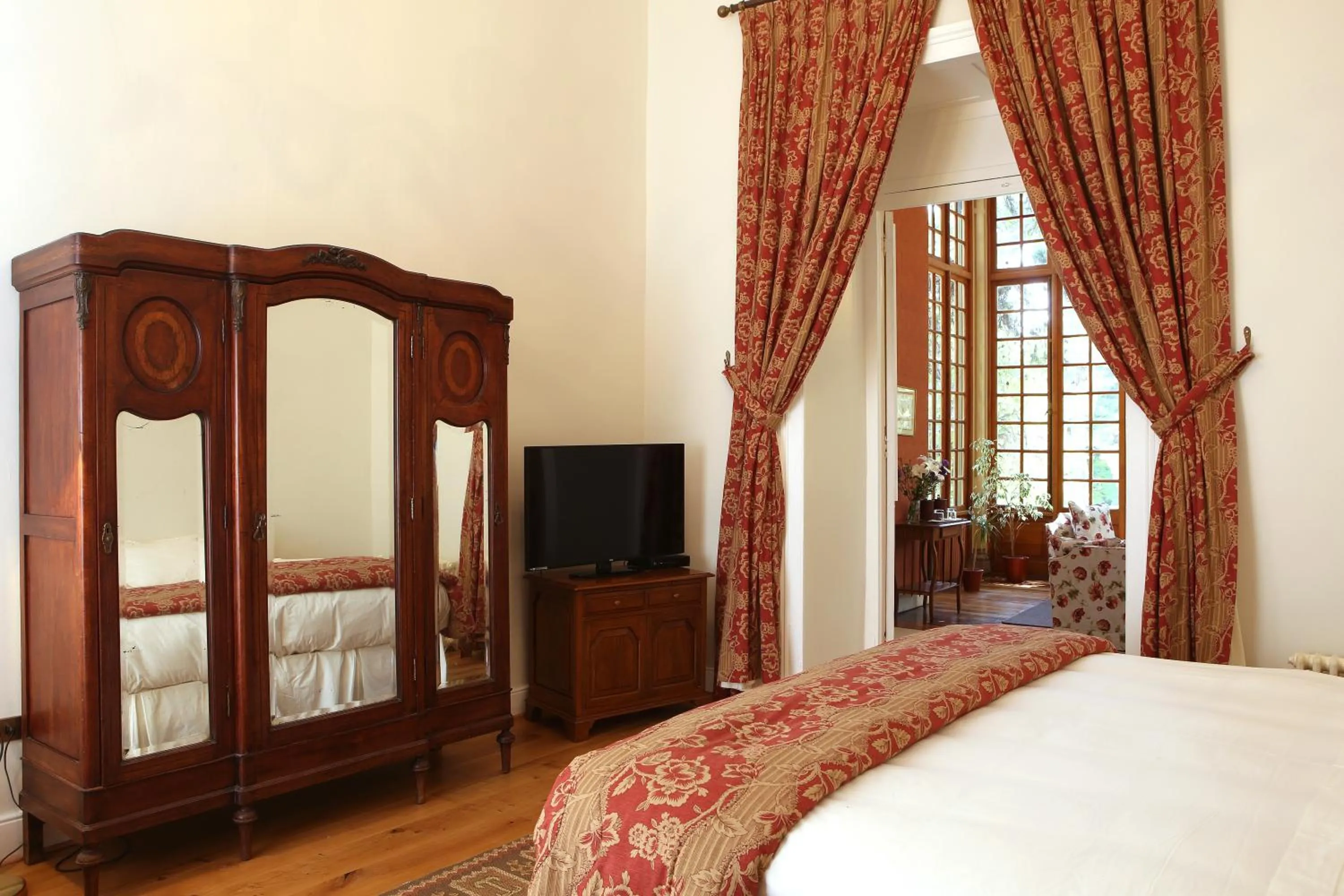 Decorative detail, Bed in Hotel Casa Real - Viña Santa Rita