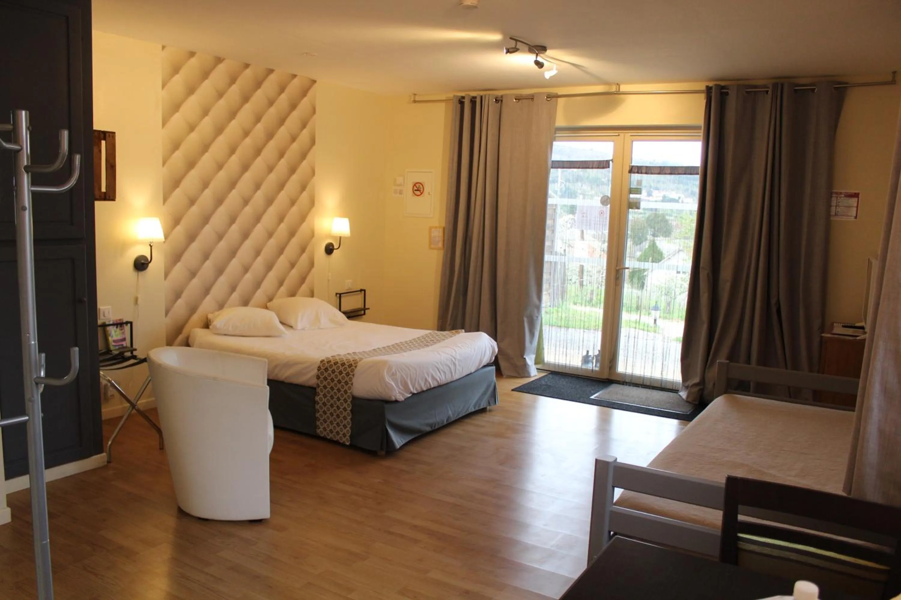 Photo of the whole room, Bed in Hotel La Peyrade