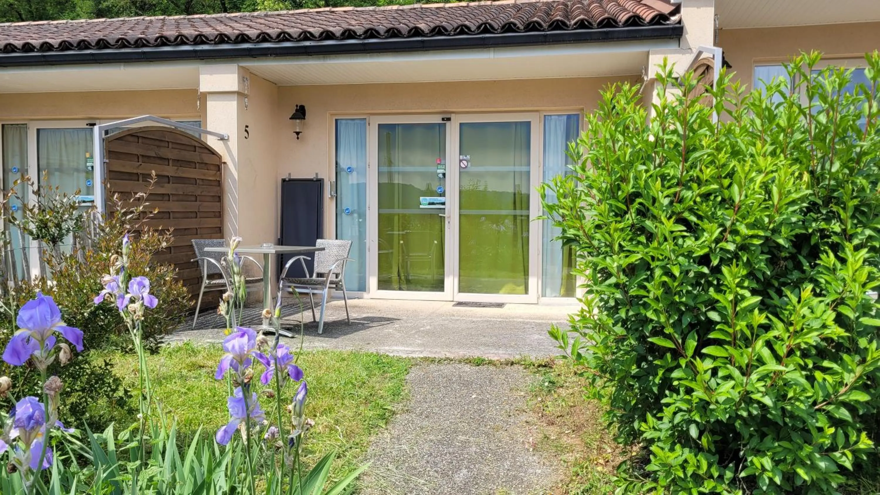 Patio in Hotel La Peyrade