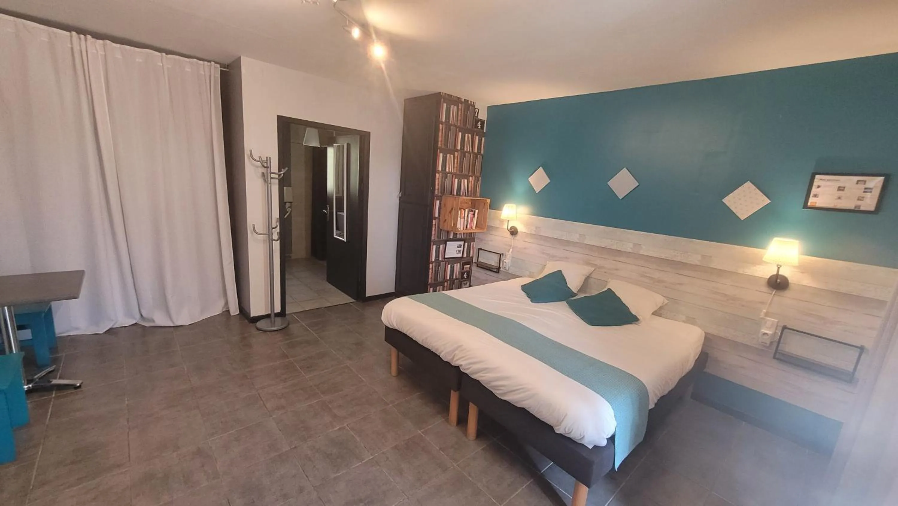 Photo of the whole room, Bed in Hotel La Peyrade