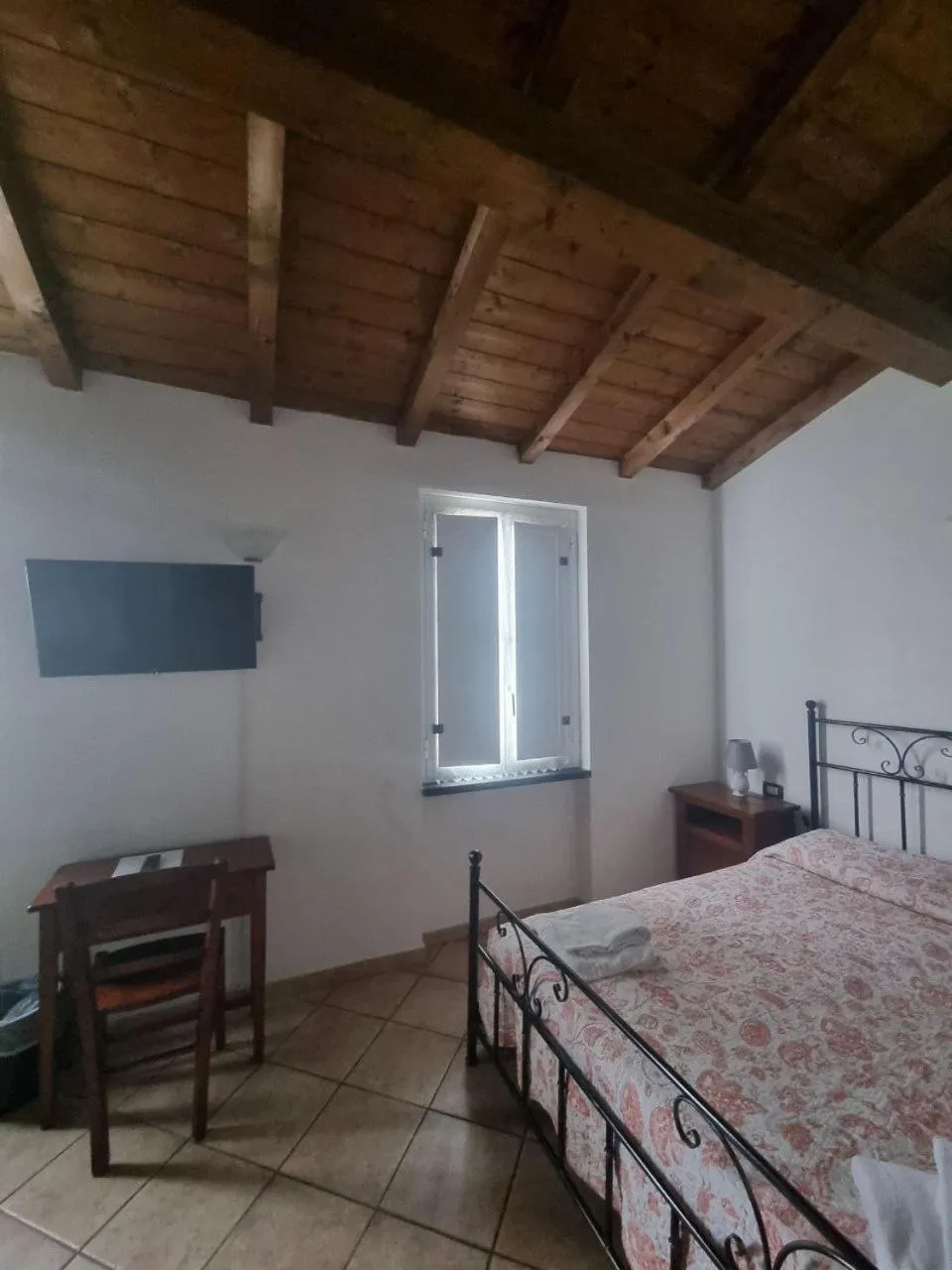 Bedroom, Bed in Hotel Paese Corvara