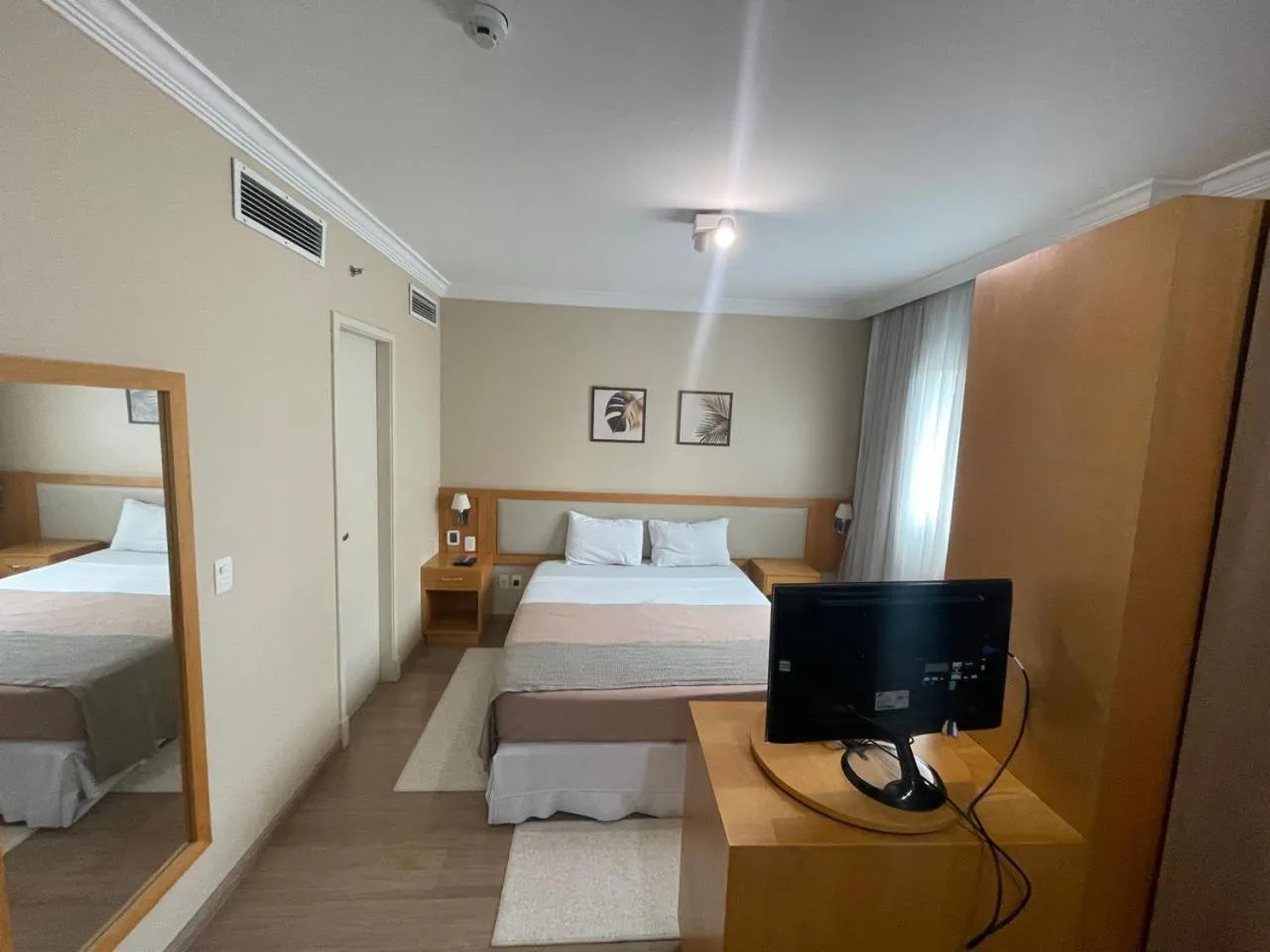 Bed in CHARMOSO FLAT NA OSCAR FREIRE