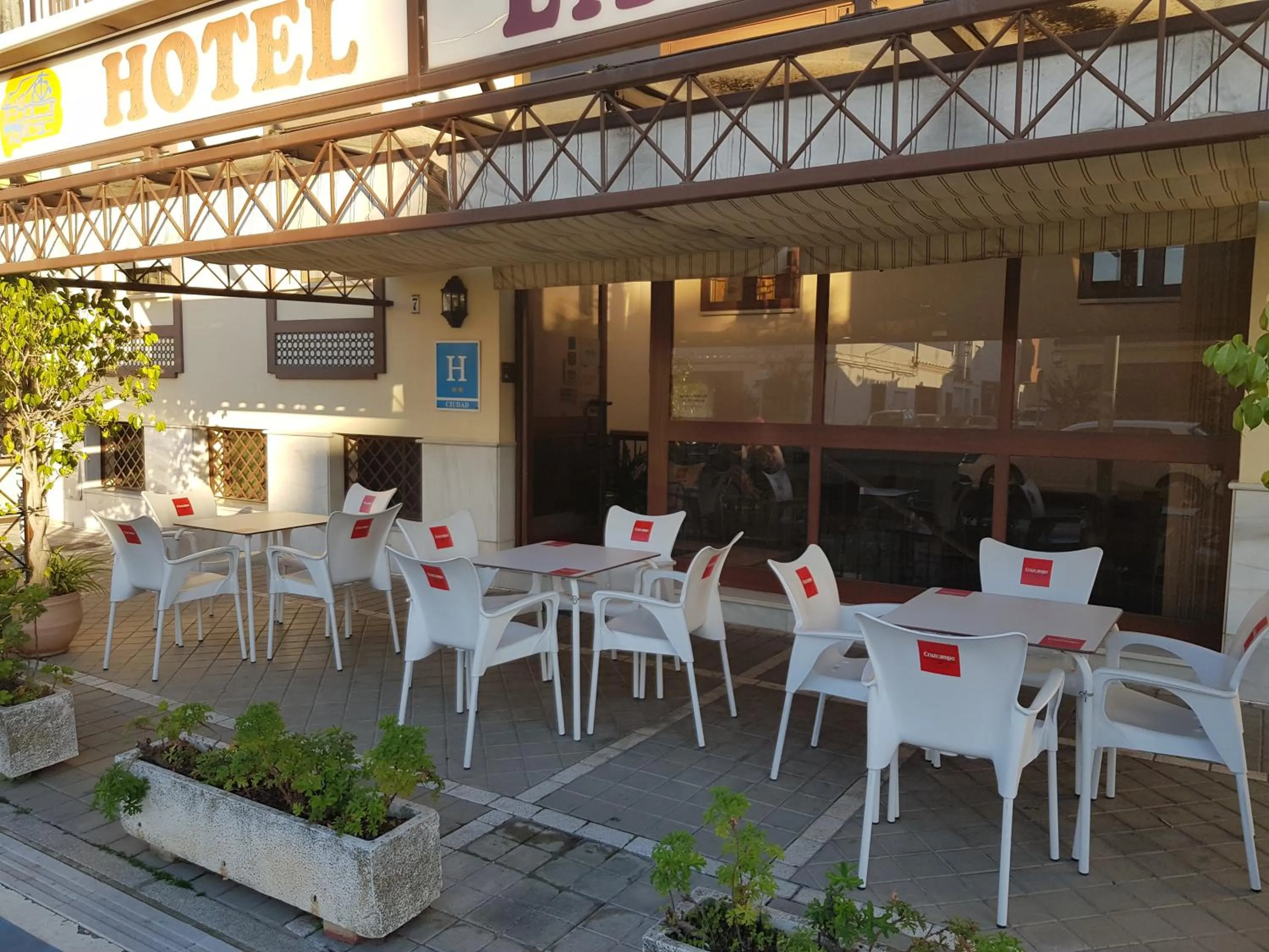Facade/entrance in Hotel La Noria