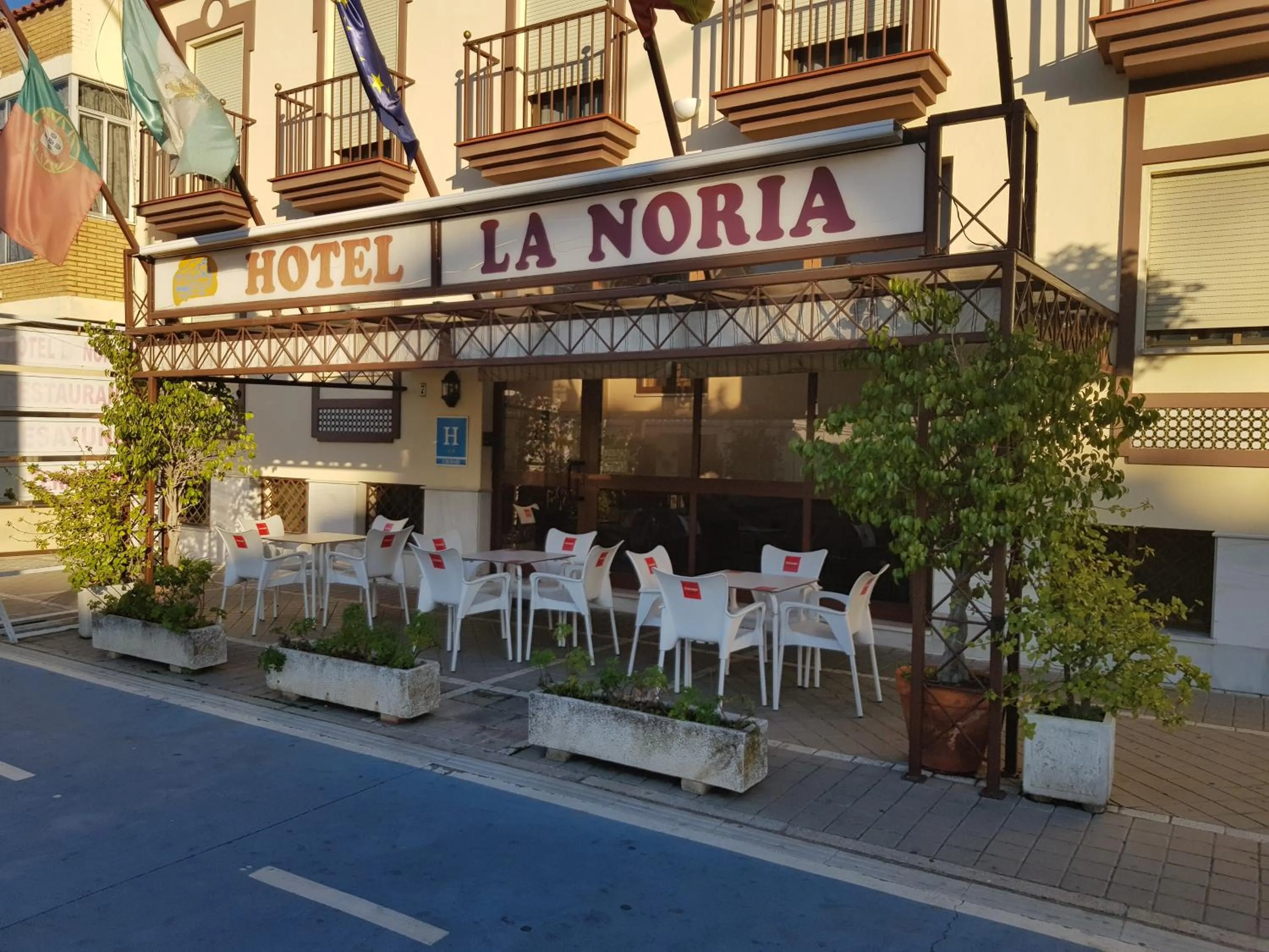 Facade/entrance in Hotel La Noria