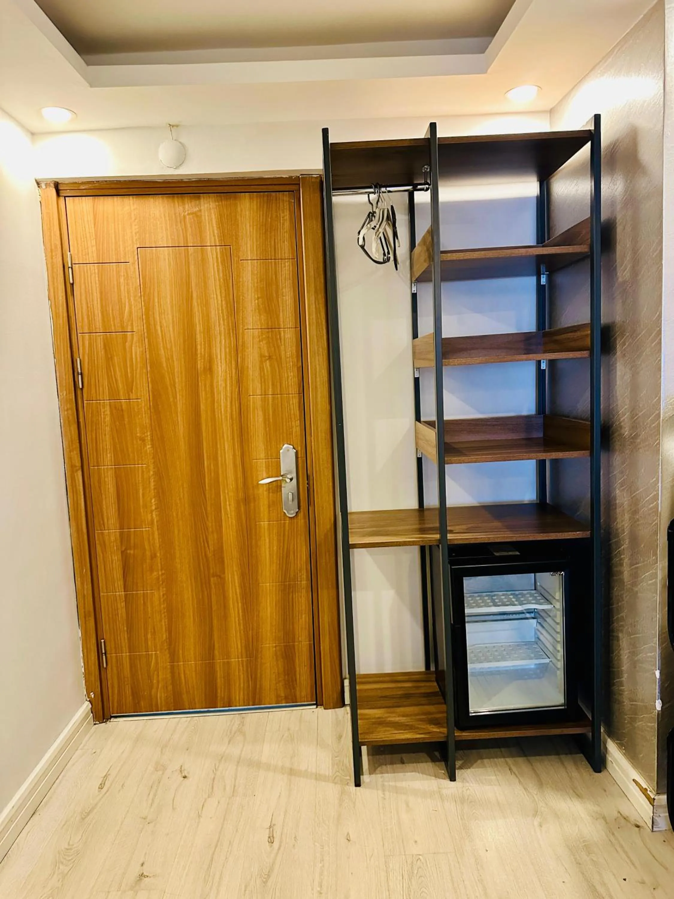 wardrobe in Sirkeci Quietness Hotel