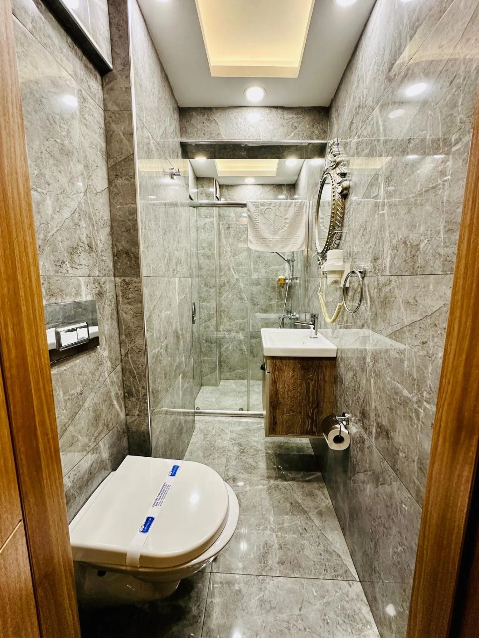 Bathroom in Sirkeci Quietness Hotel