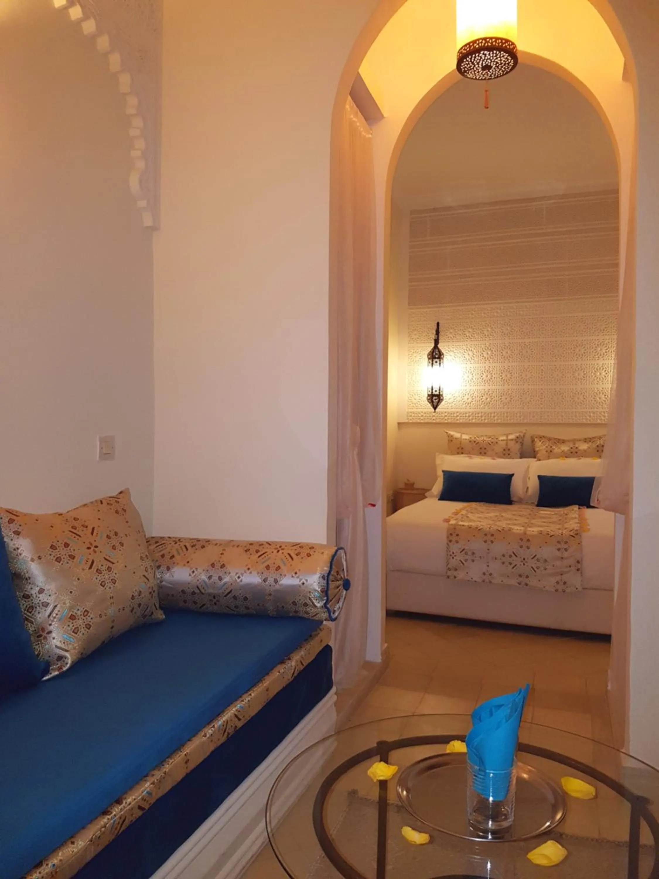 Decorative detail, Bed in Dar Andamaure