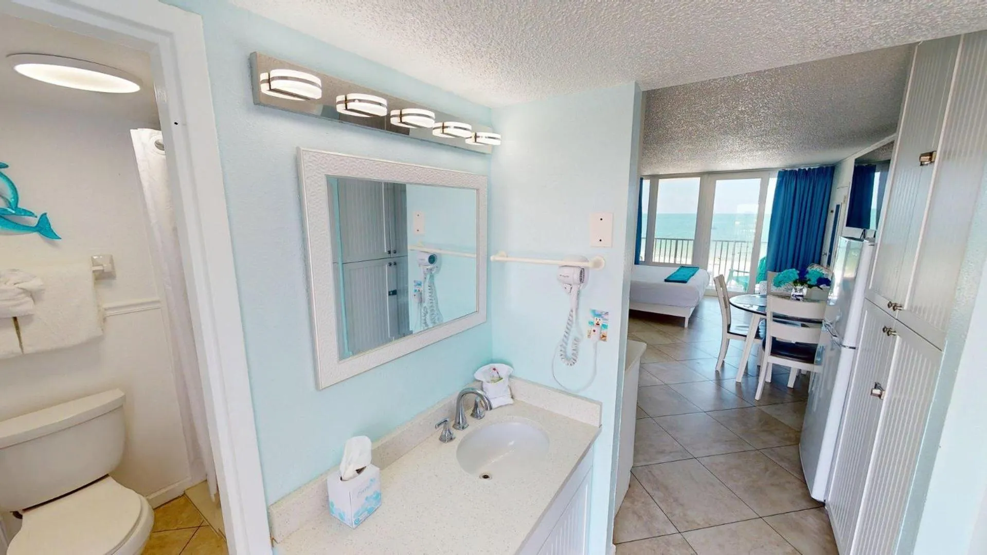 Bathroom in Island Inn Beach Resort
