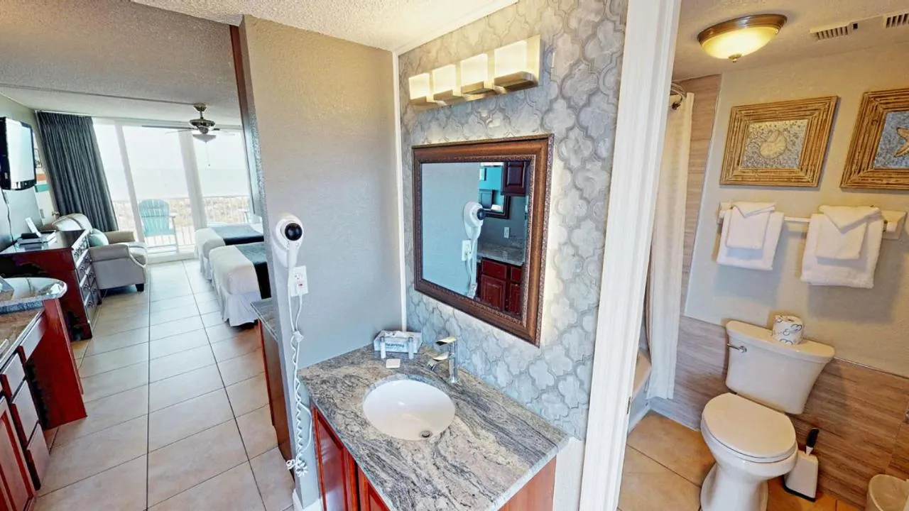 Bathroom in Island Inn Beach Resort