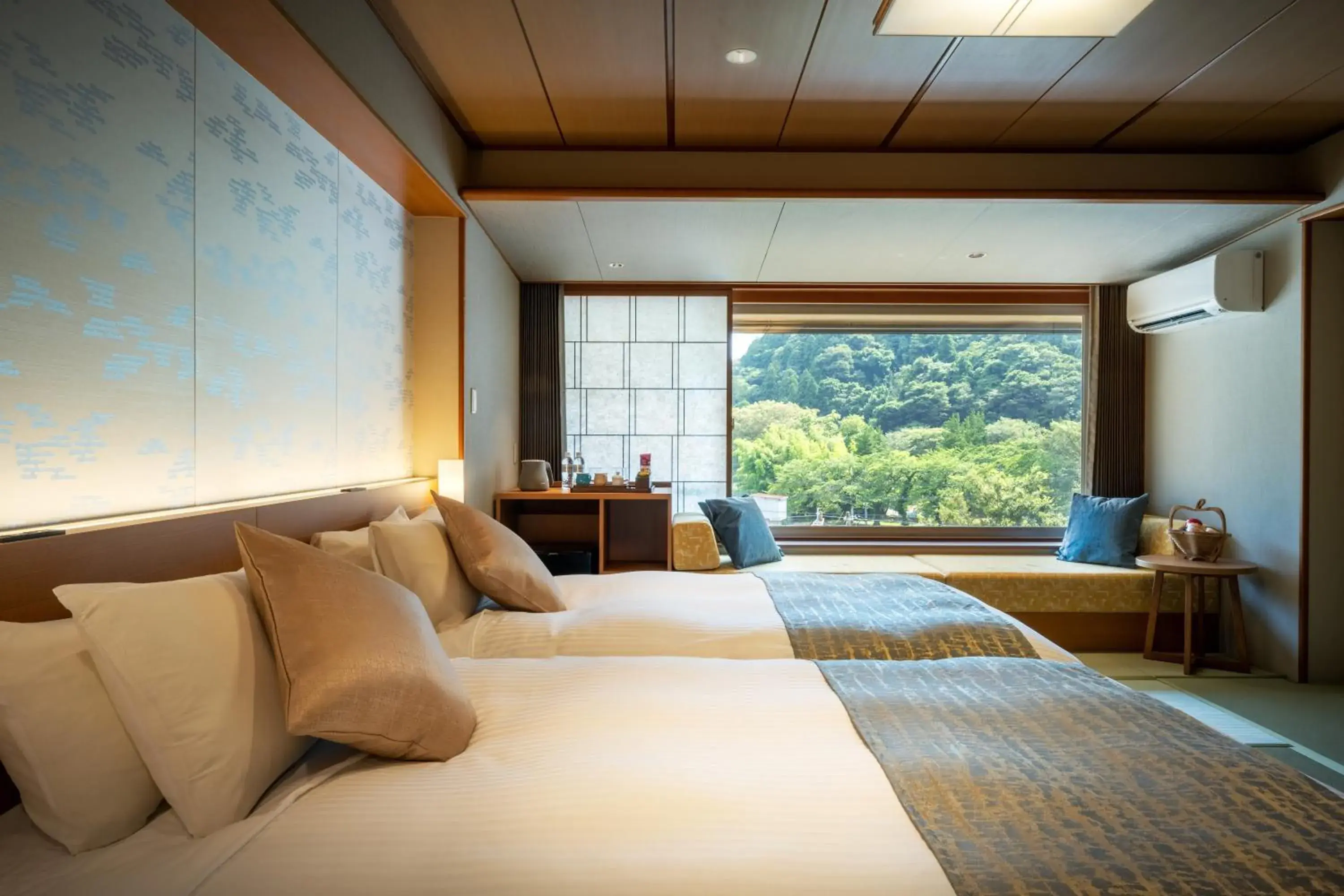 Superior Twin Room in Eirakukan Superior Twin Room in Eirakukan