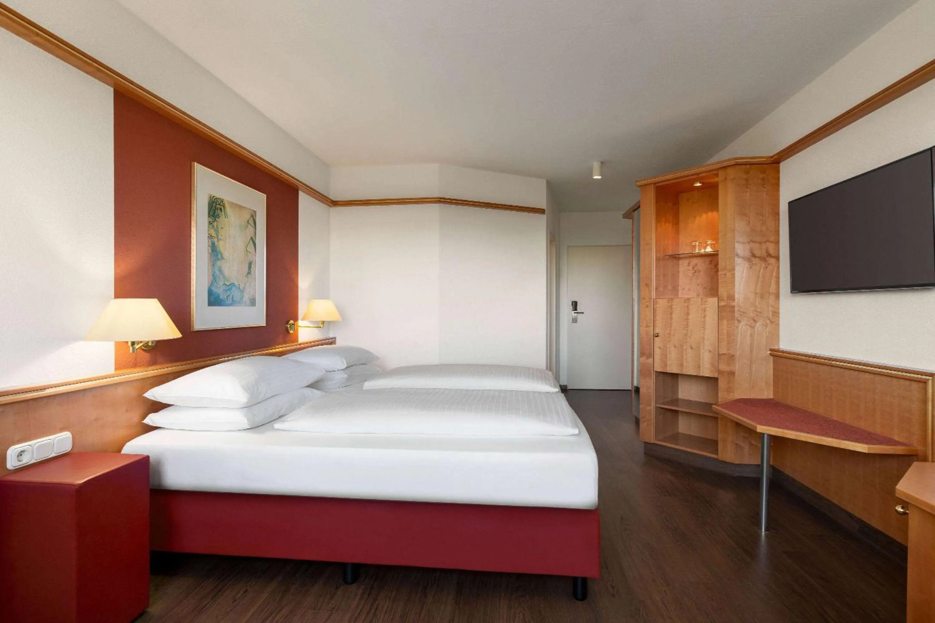 Photo of the whole room, Bed in Amedia Weiden, Trademark Collection by Wyndham