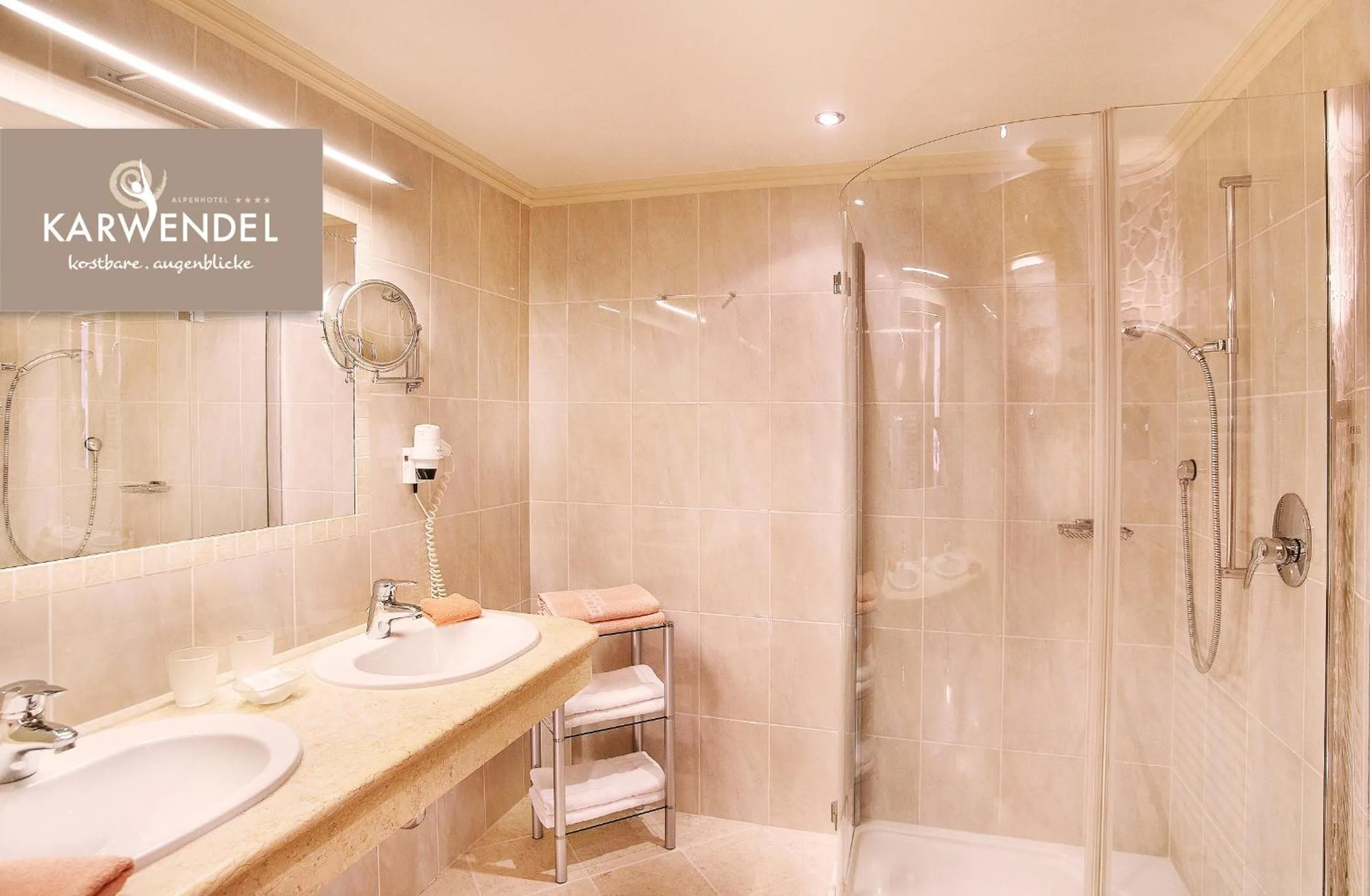 Bathroom in Alpenhotel Karwendel -Adults only-