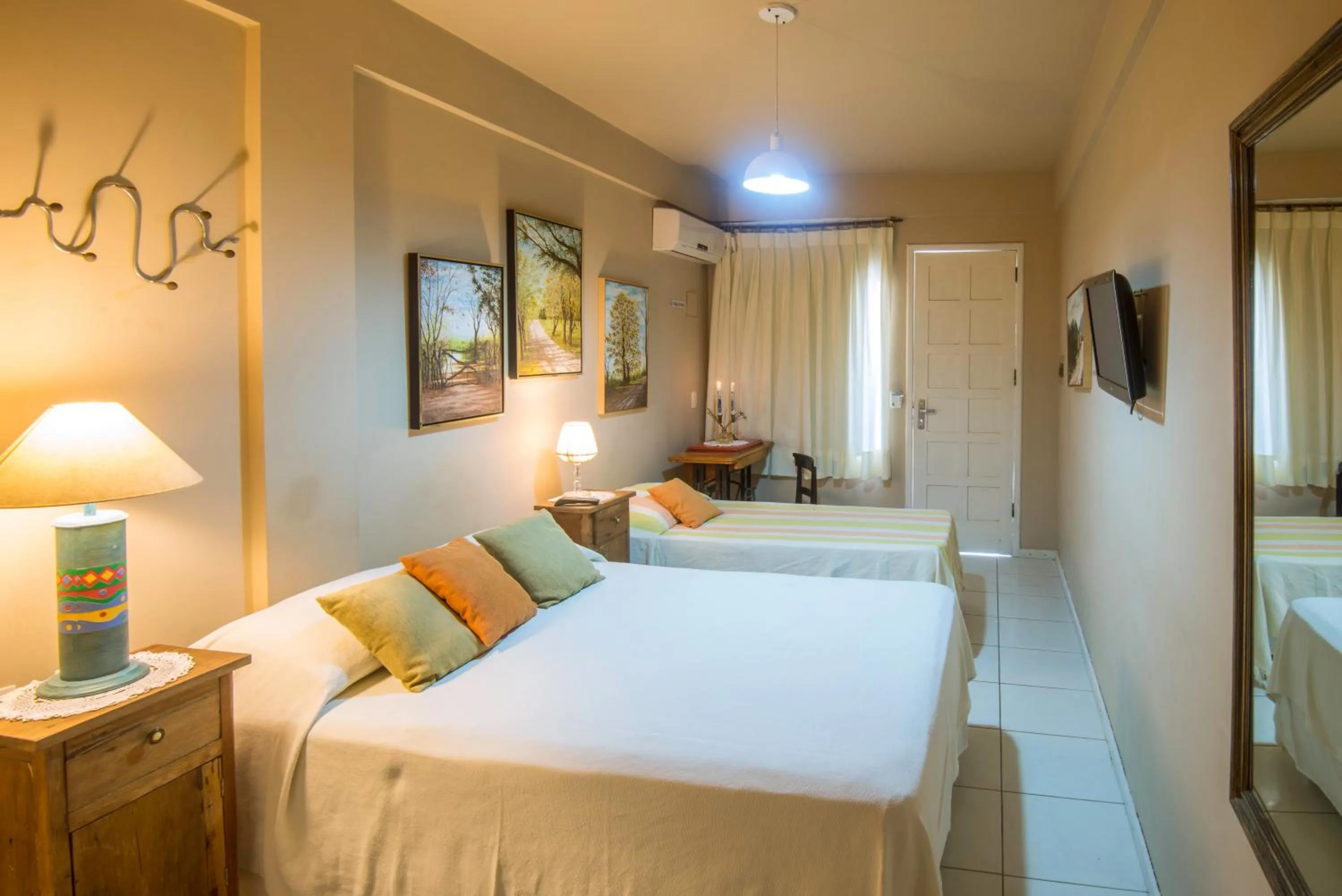 Photo of the whole room, Bed in Pousada Via Brasil