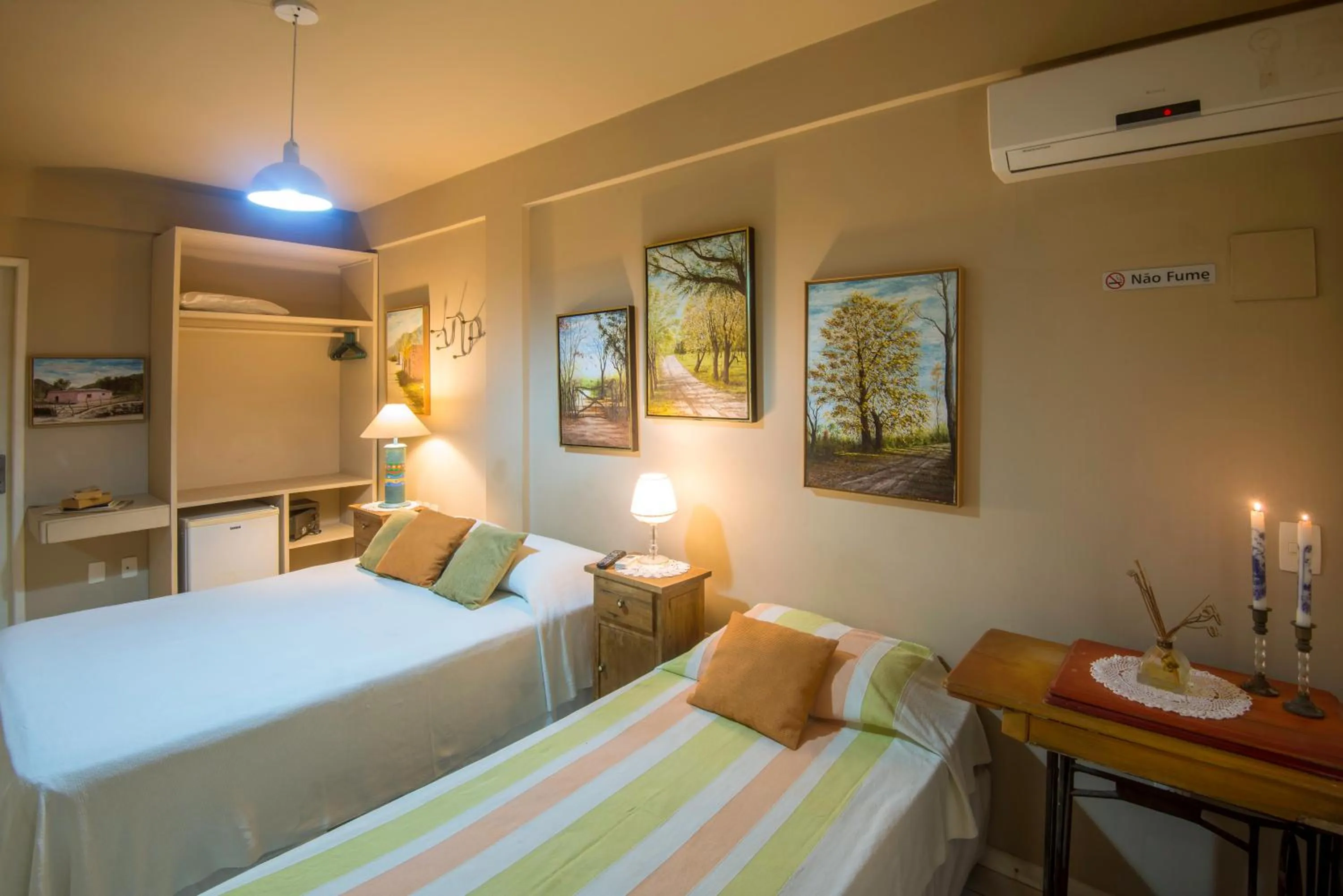 Photo of the whole room, Bed in Pousada Via Brasil