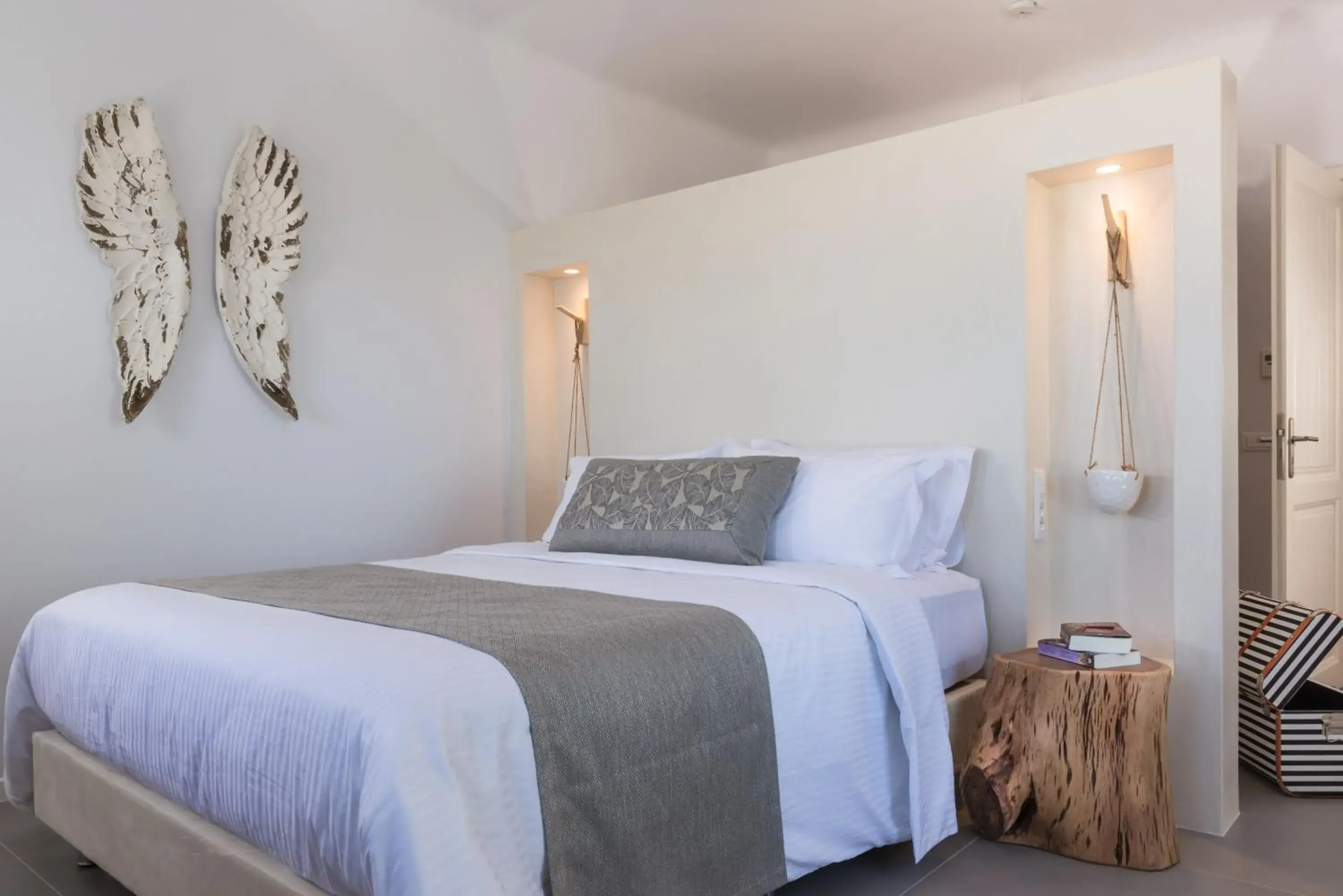 Exclusive One Bedroom Villa with Private Pool and Island View in White & Co Exclusive Island Villas Exclusive One Bedroom Villa with Private Pool and Island View in White & Co Exclusive Island Villas