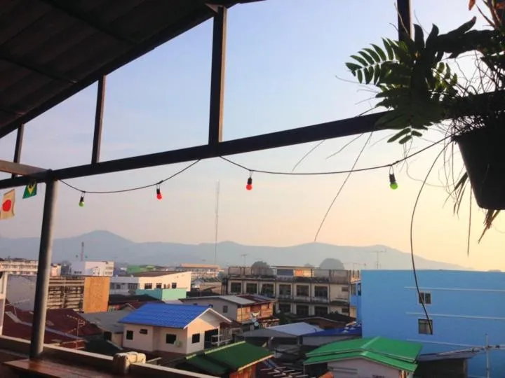 Restaurant/places to eat in Sattahiptale Boutique Guesthouse & Hostel