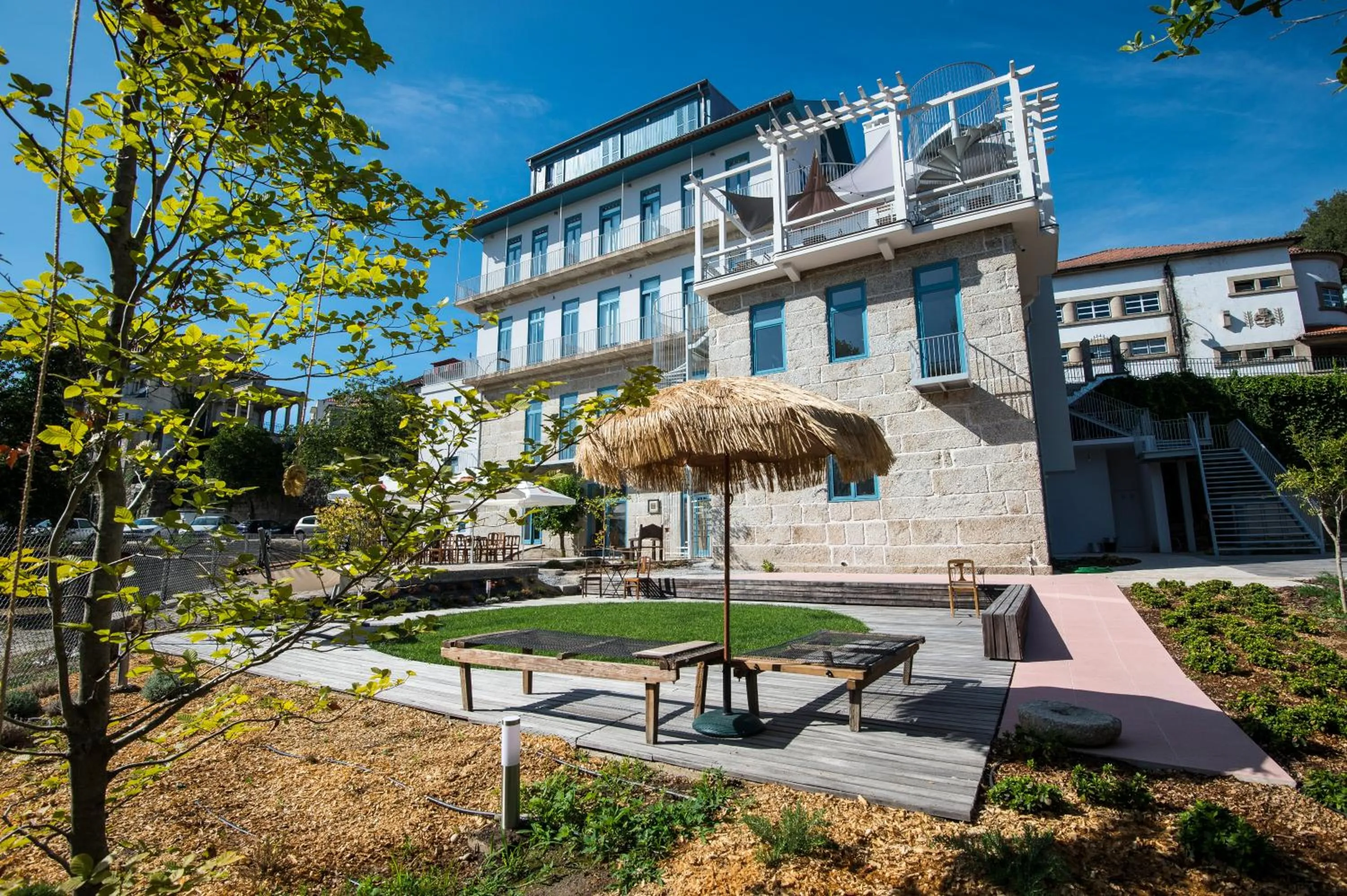 Property building in Des Arts