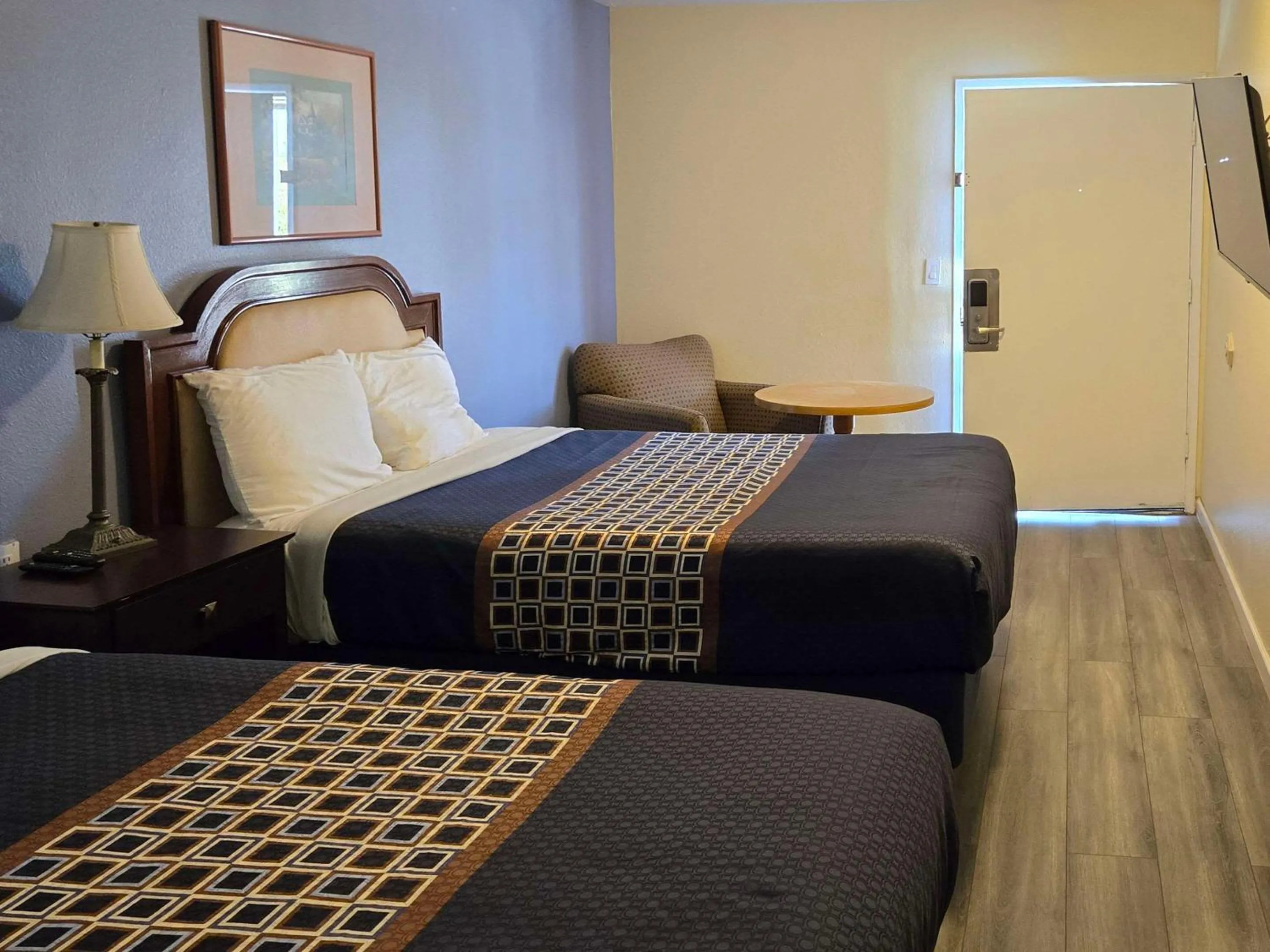 Bedroom, Bed in Rodeway Inn & Suites Blythe I-10