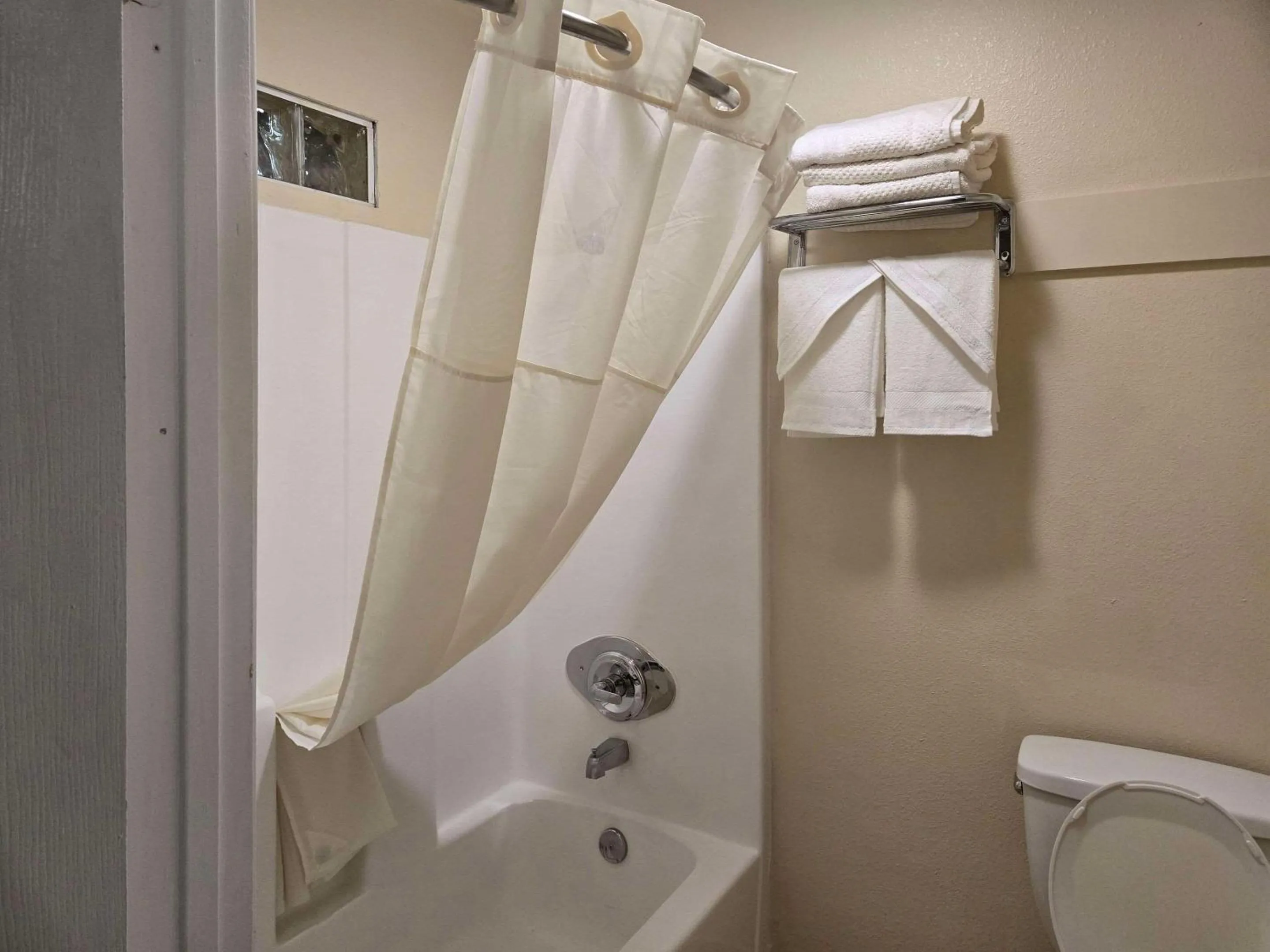 Bedroom in Rodeway Inn & Suites Blythe I-10