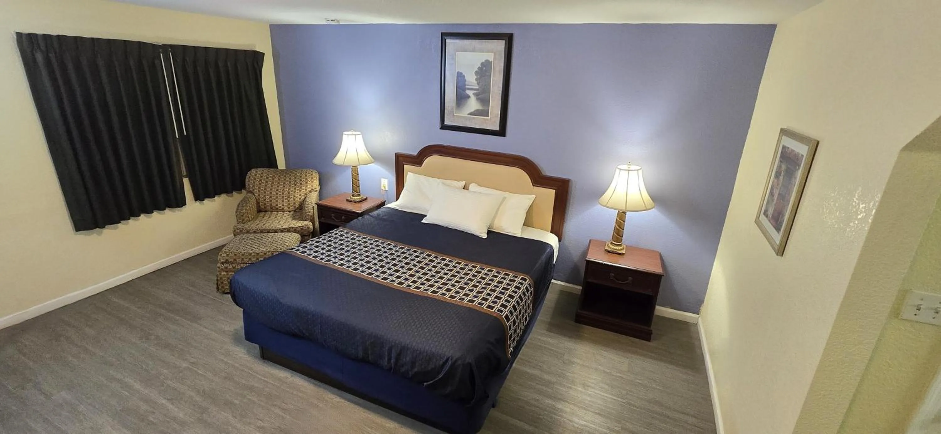 Bed in Rodeway Inn & Suites Blythe I-10