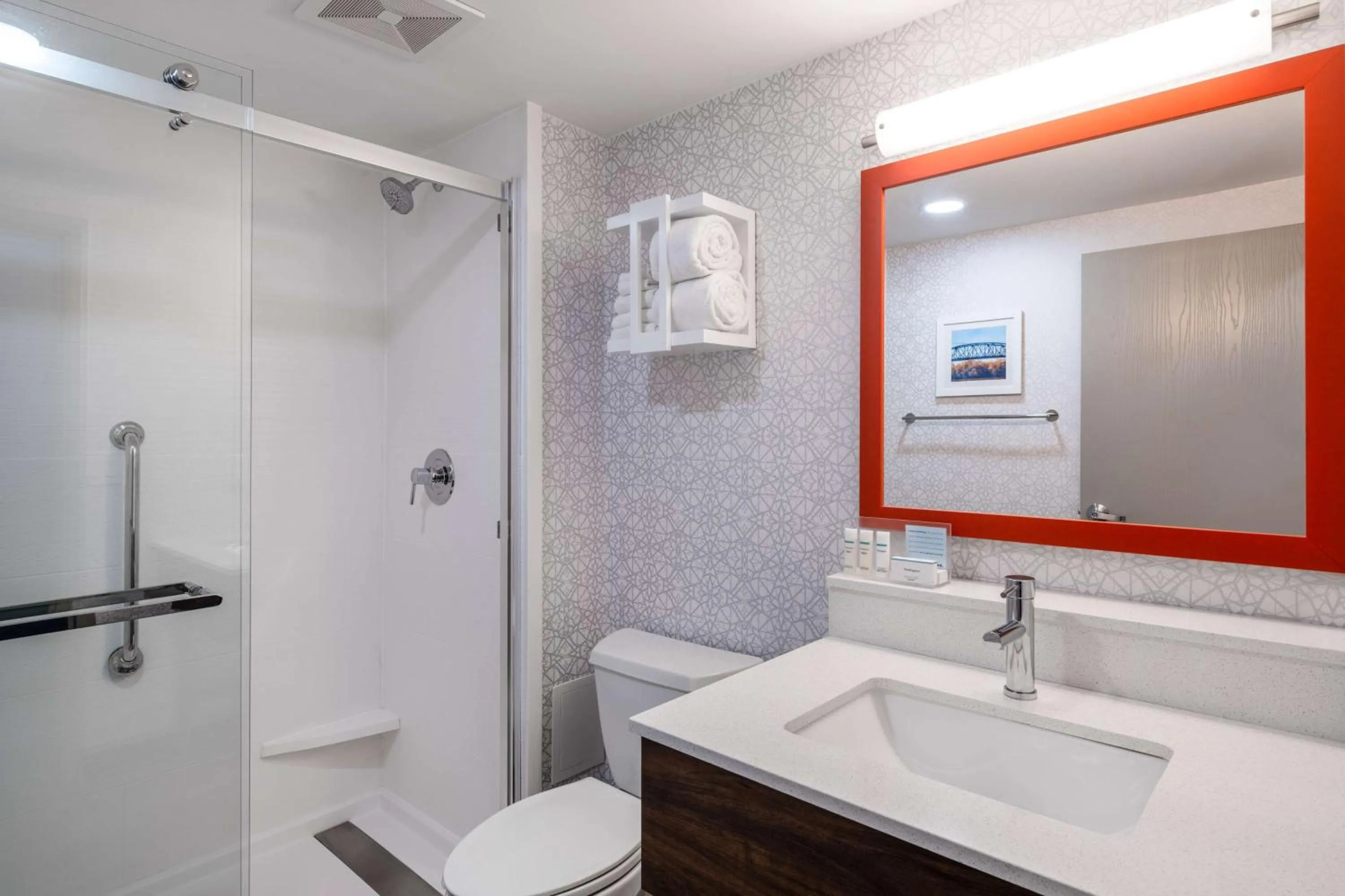 Bathroom in Hampton Inn Joliet/I-80