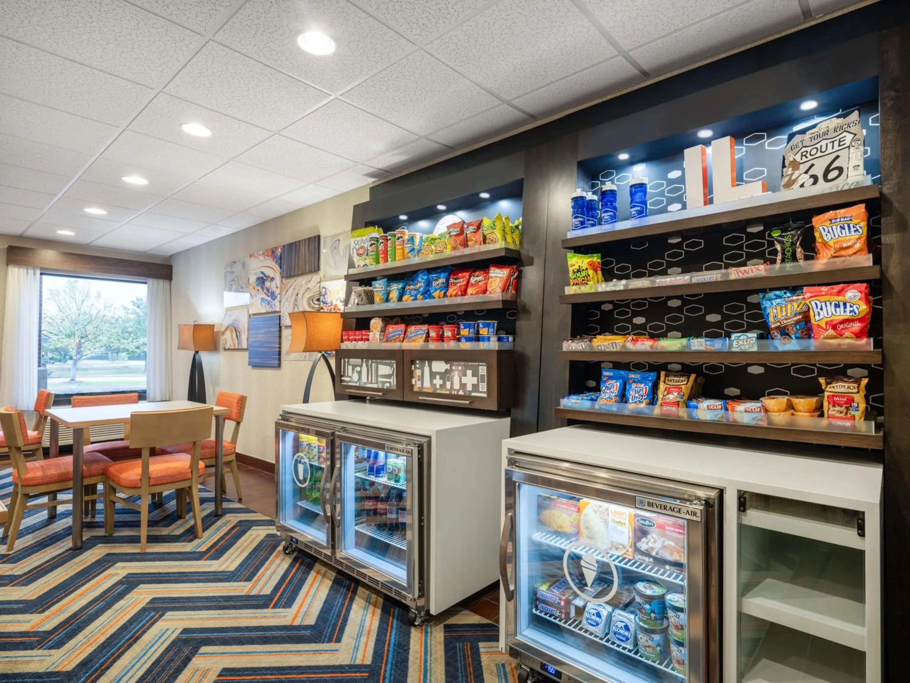 Restaurant/places to eat in Hampton Inn Joliet/I-80