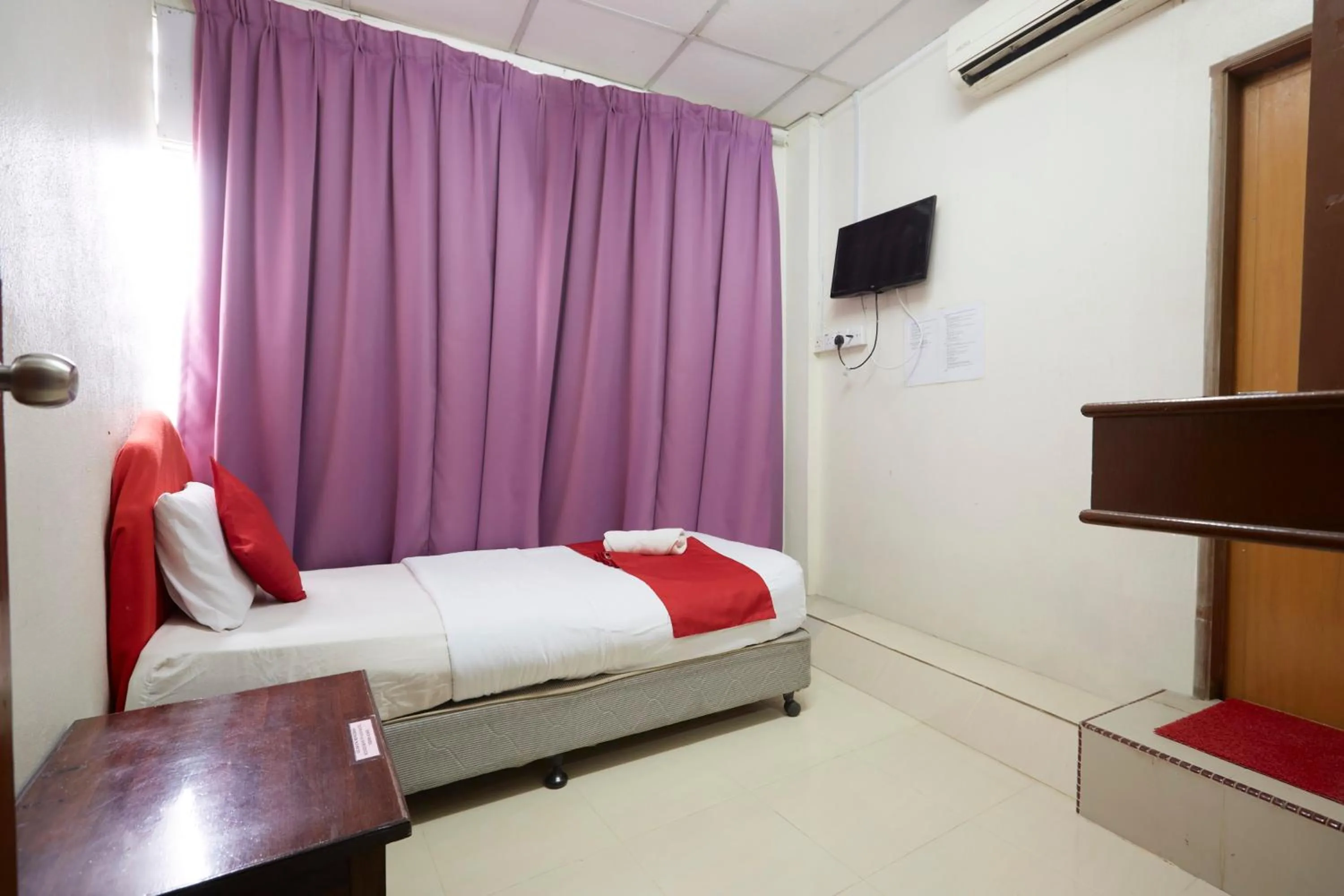 Bed in Jerteh Hotel, Terengganu